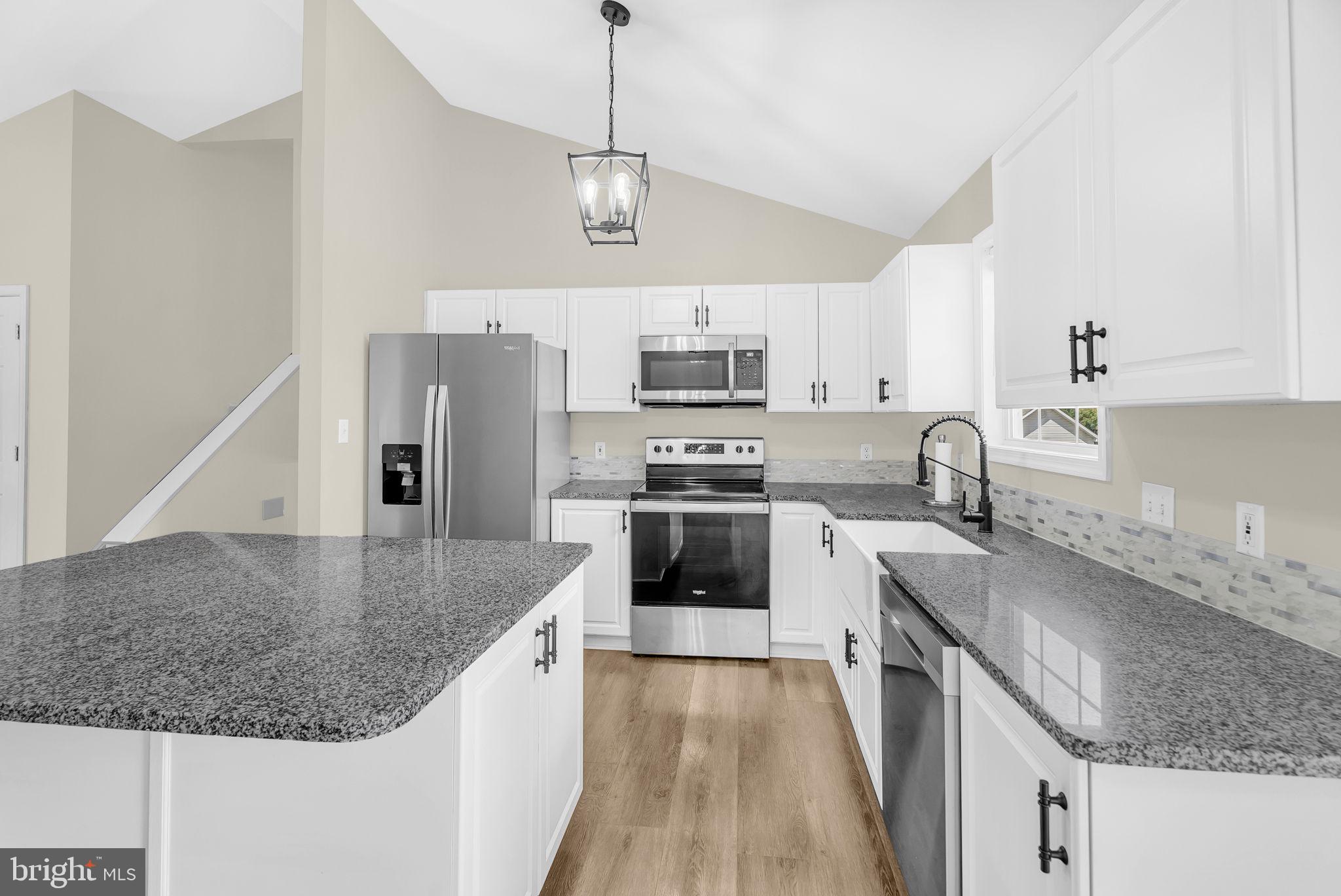 BRIAR RUN - Residential