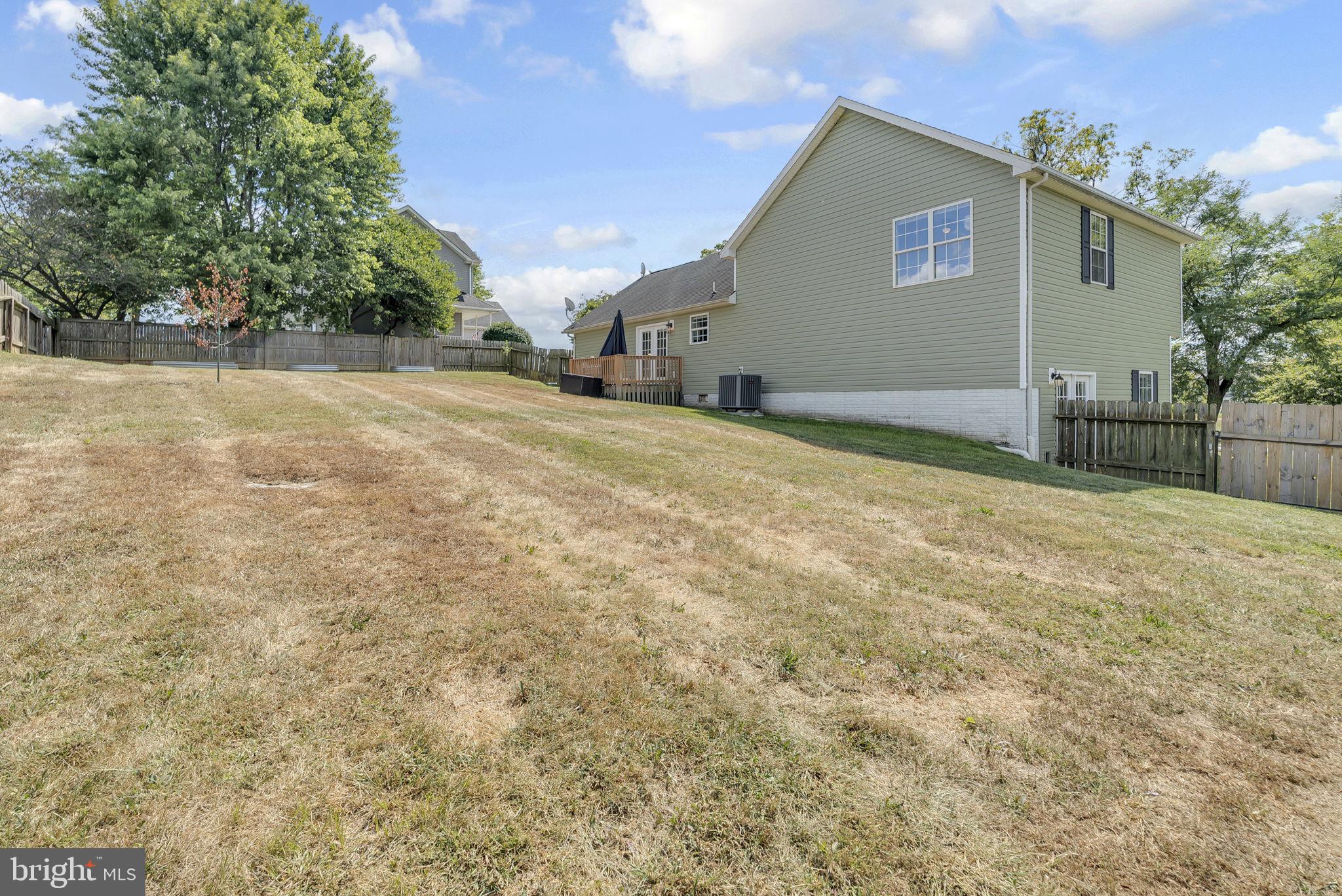 BRIAR RUN - Residential