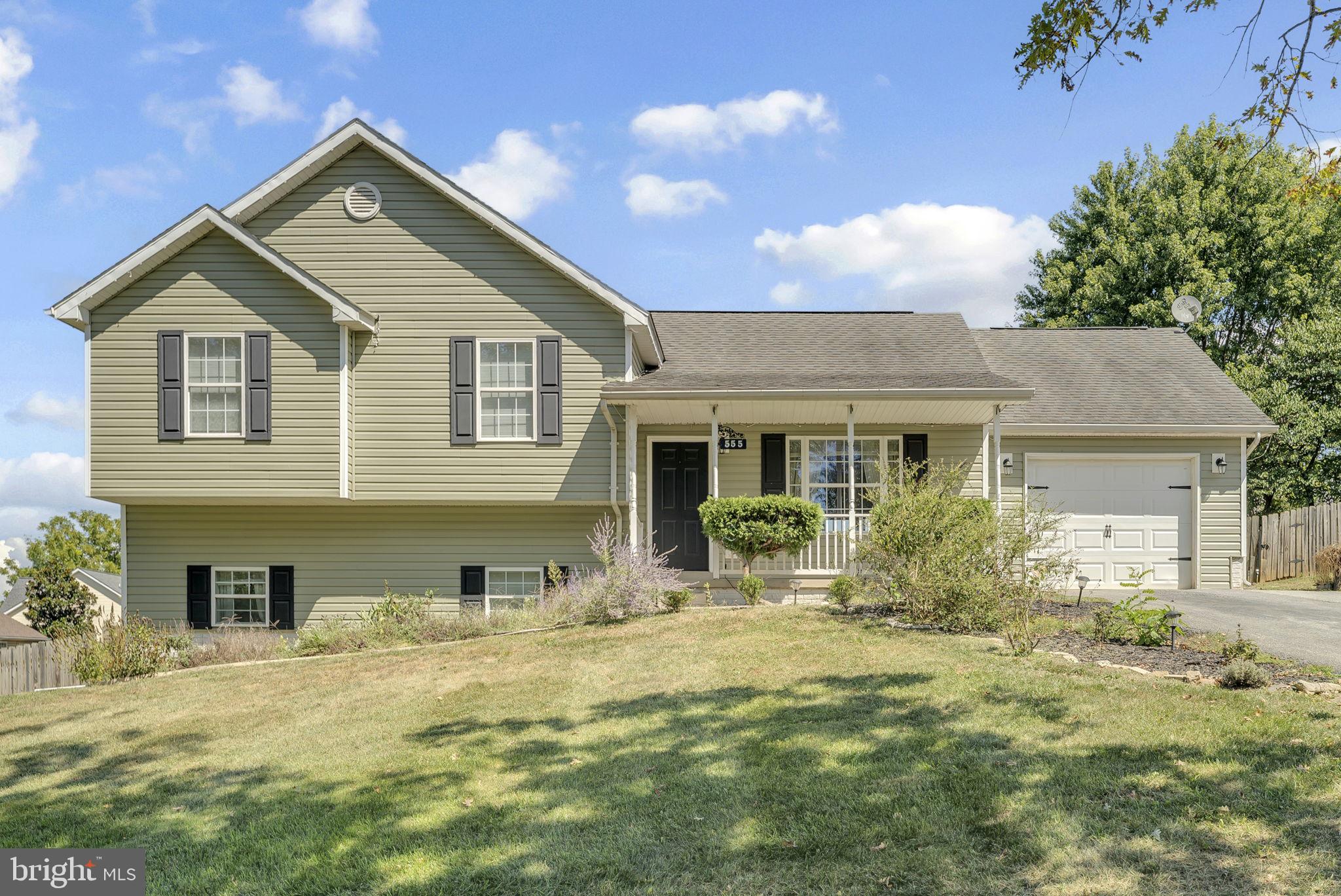 BRIAR RUN - Residential