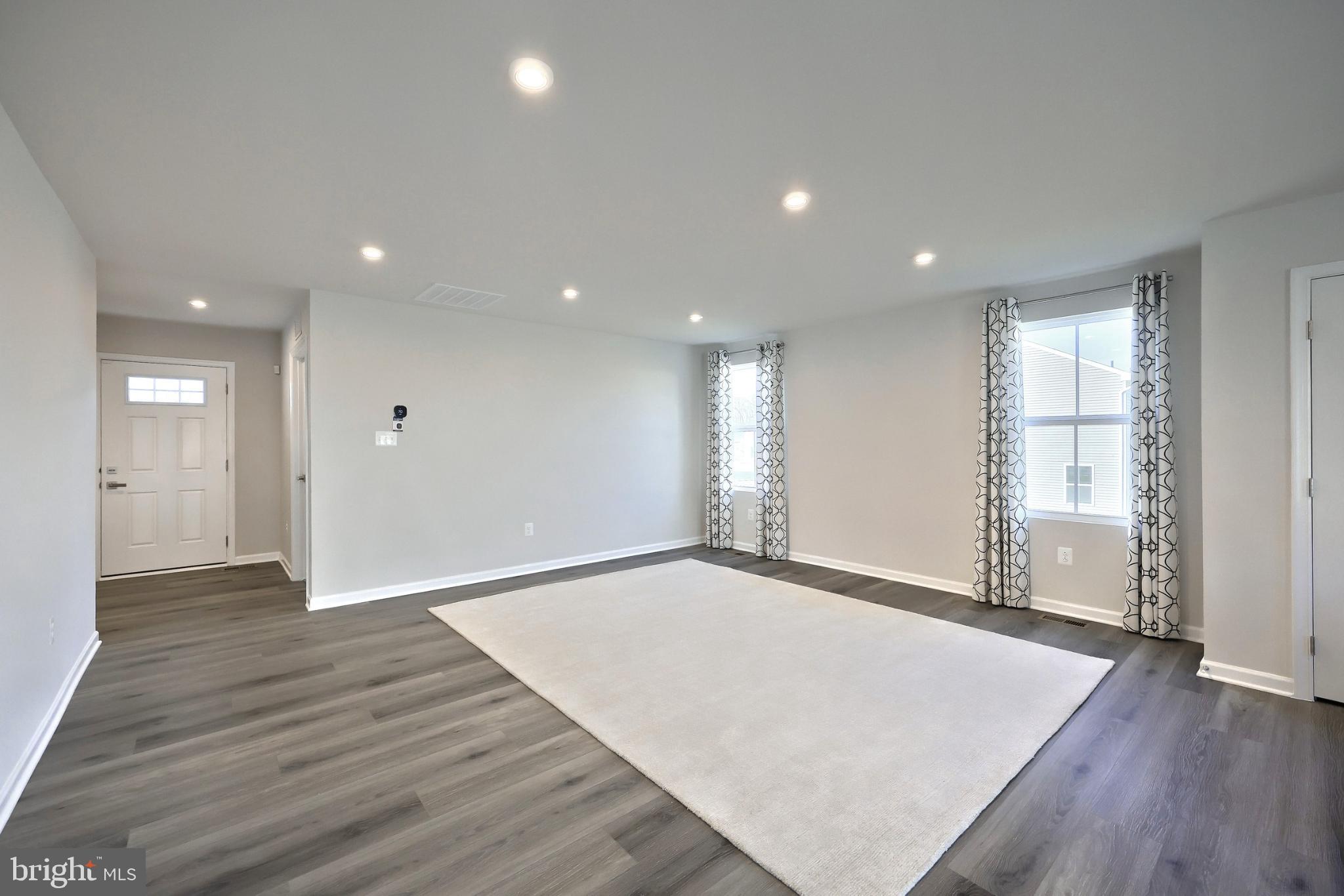 SUMMERFIELD - Residential