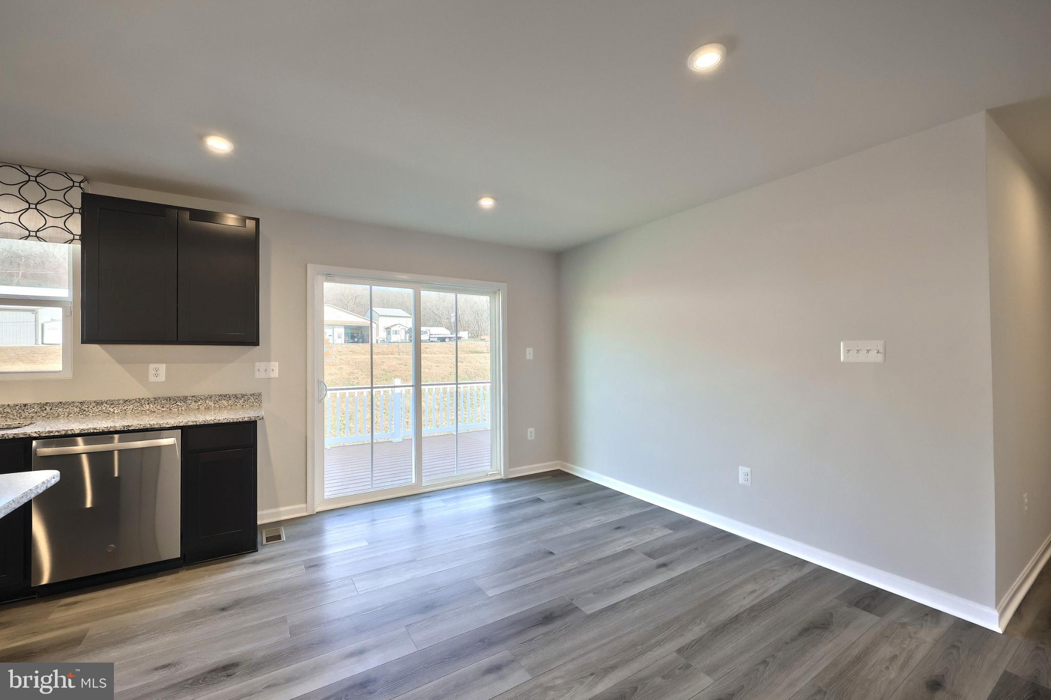 SUMMERFIELD - Residential