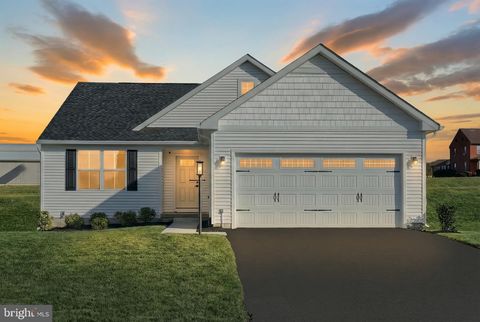 77 SUMMERFIELD DRIVE HANOVER PA 17331