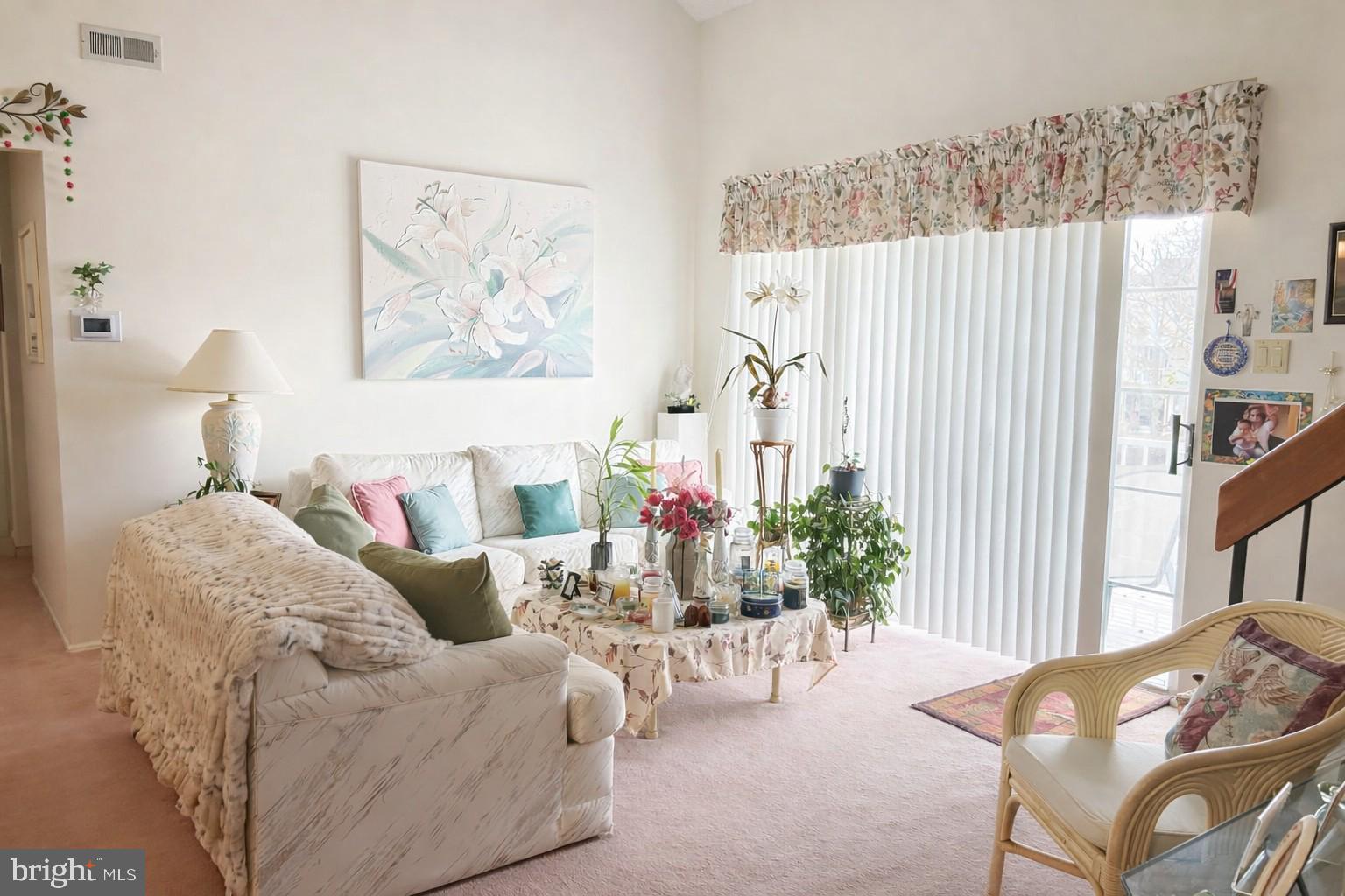 5814 ADELAIDE DRIVE B