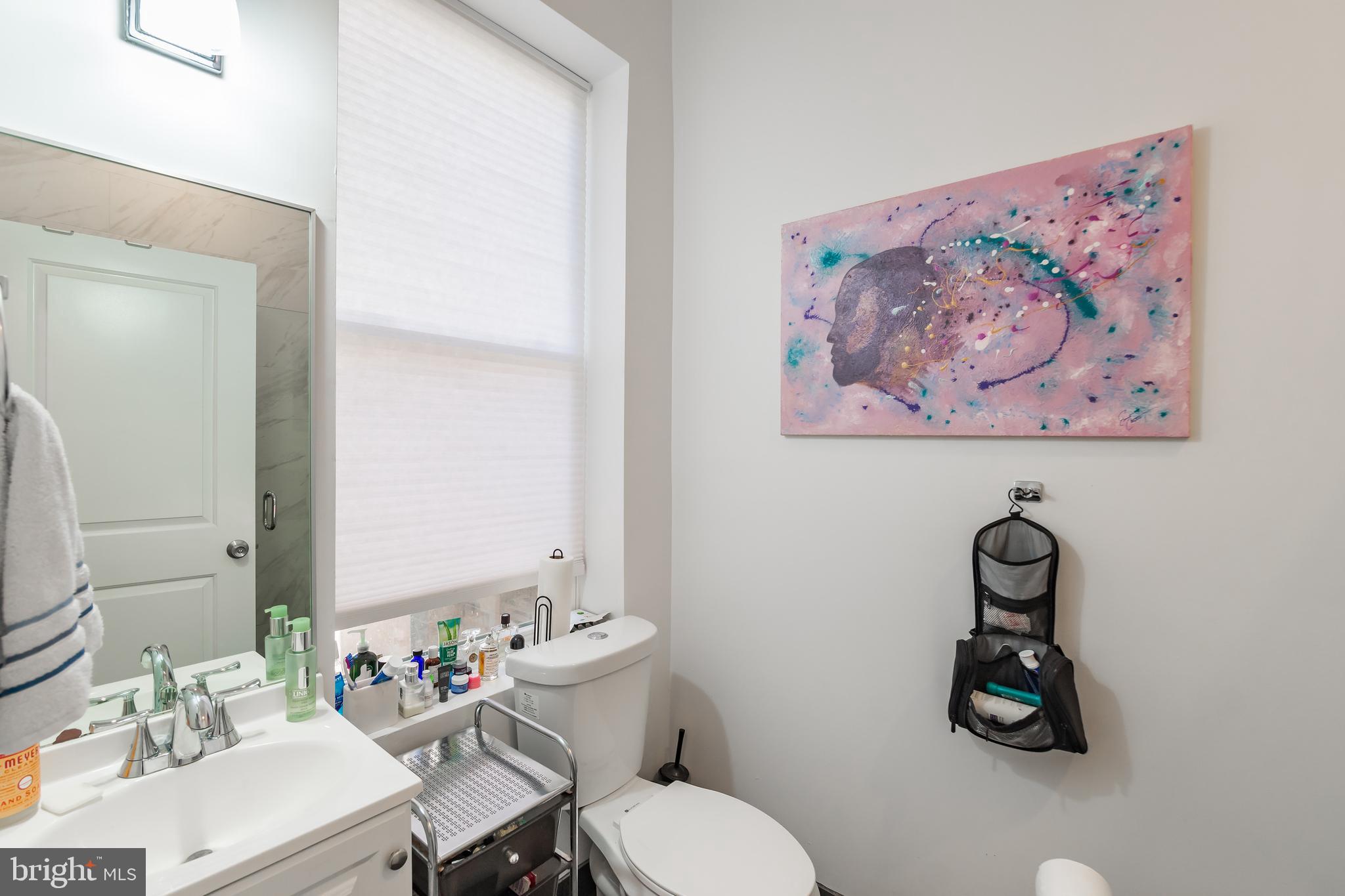 QUEEN VILLAGE - Residential Lease