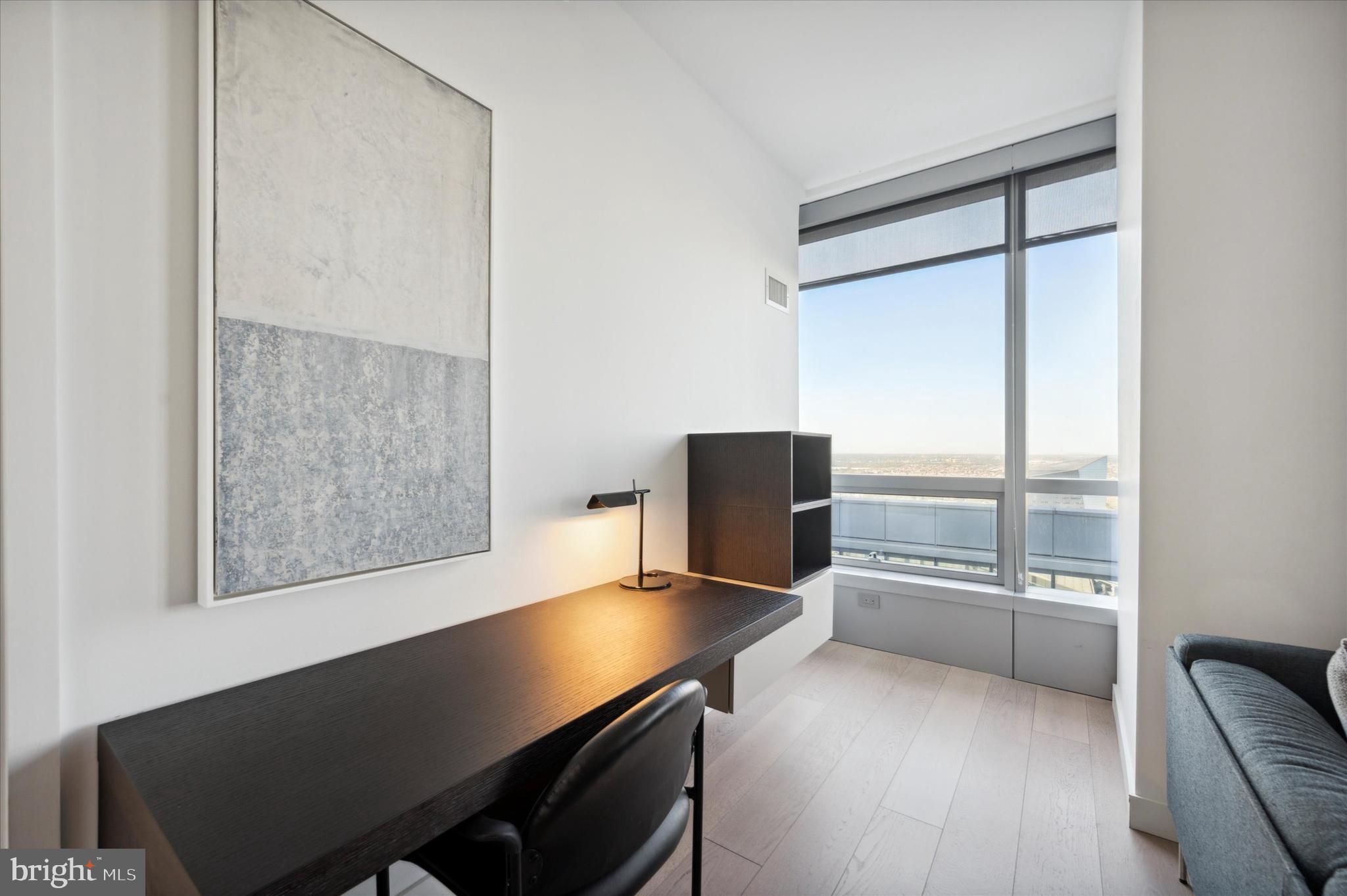 PHILADELPHIA (NORTH) - Residential Lease