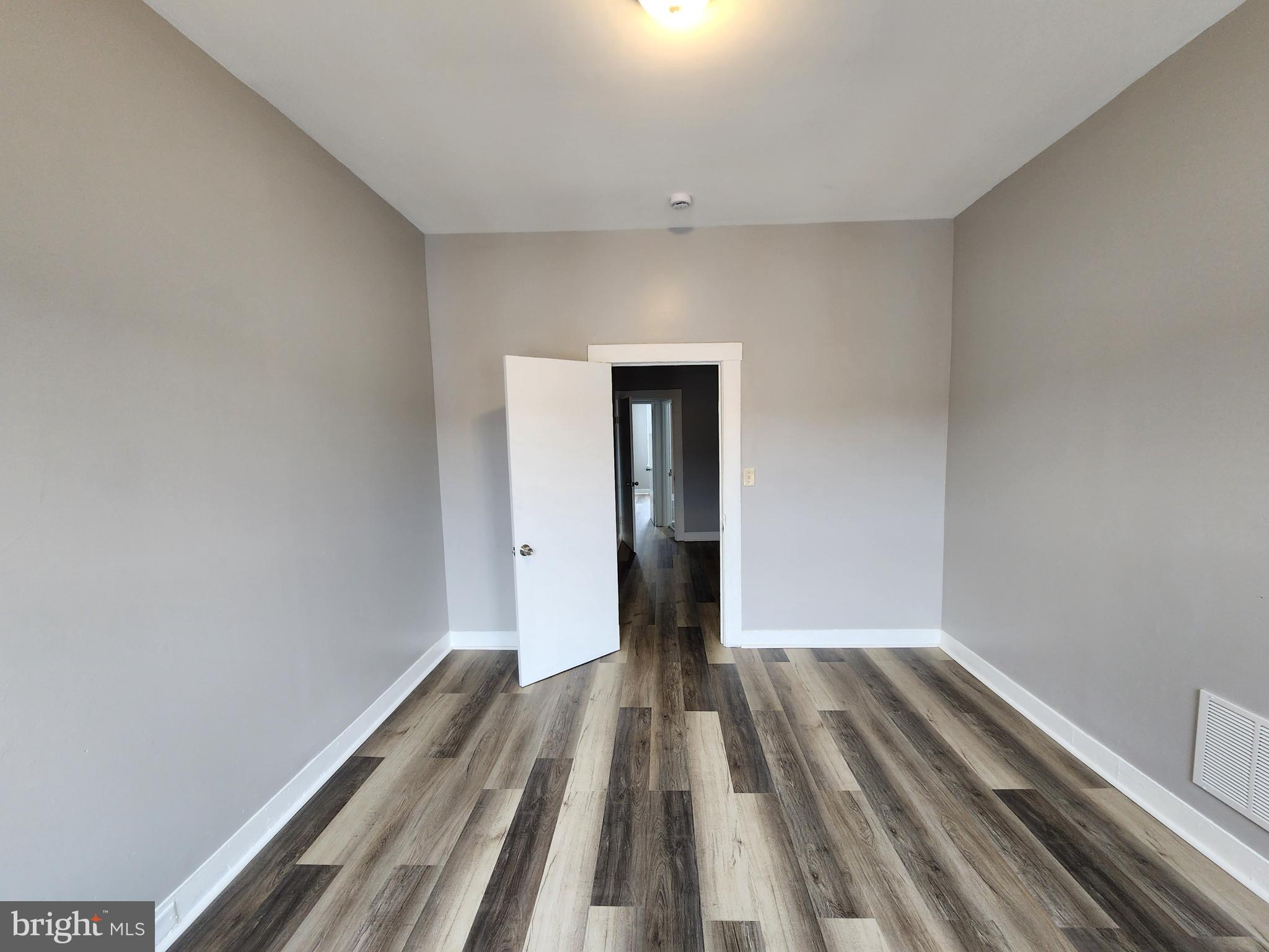 MADISON EASTEND - Residential