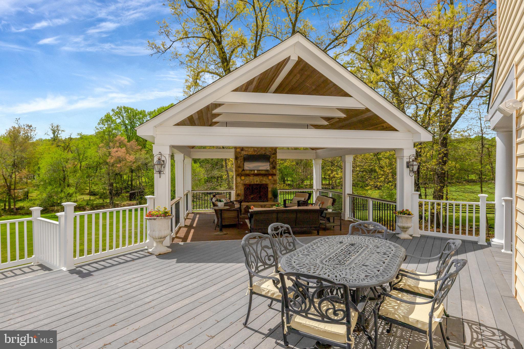 VALE VALLEY FARMS - Residential