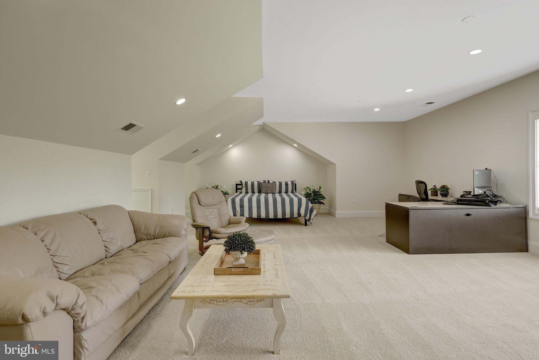 VALE VALLEY FARMS - Residential