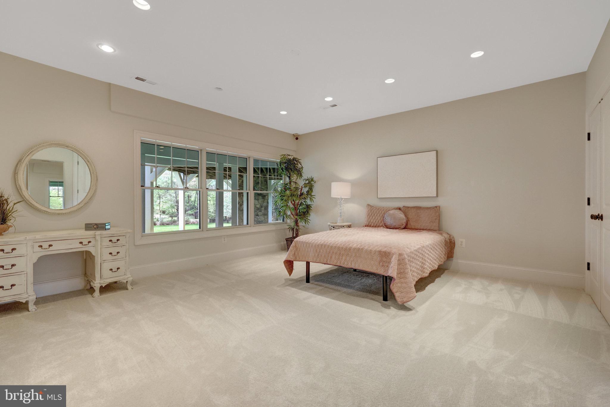 VALE VALLEY FARMS - Residential