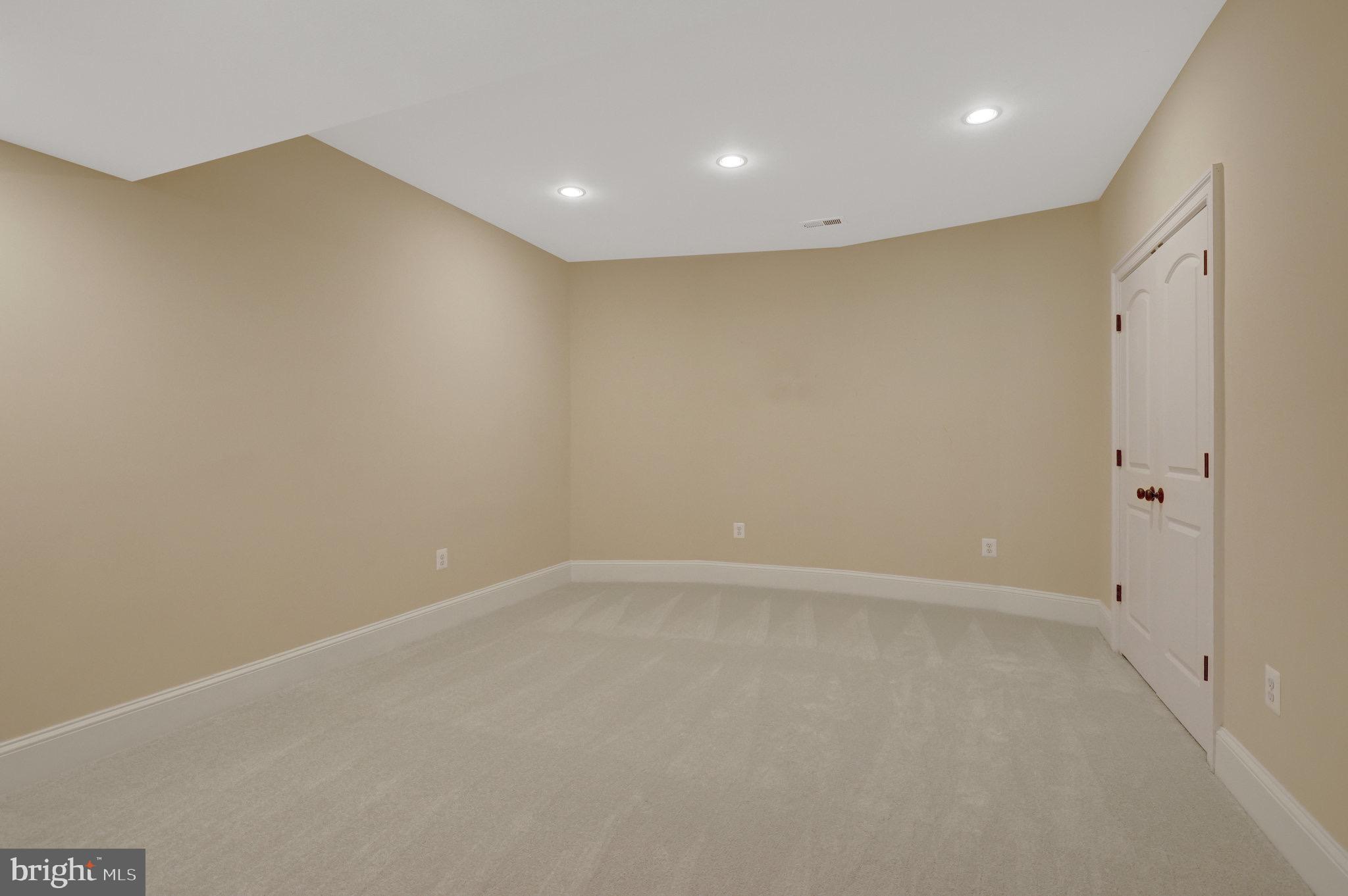 VALE VALLEY FARMS - Residential