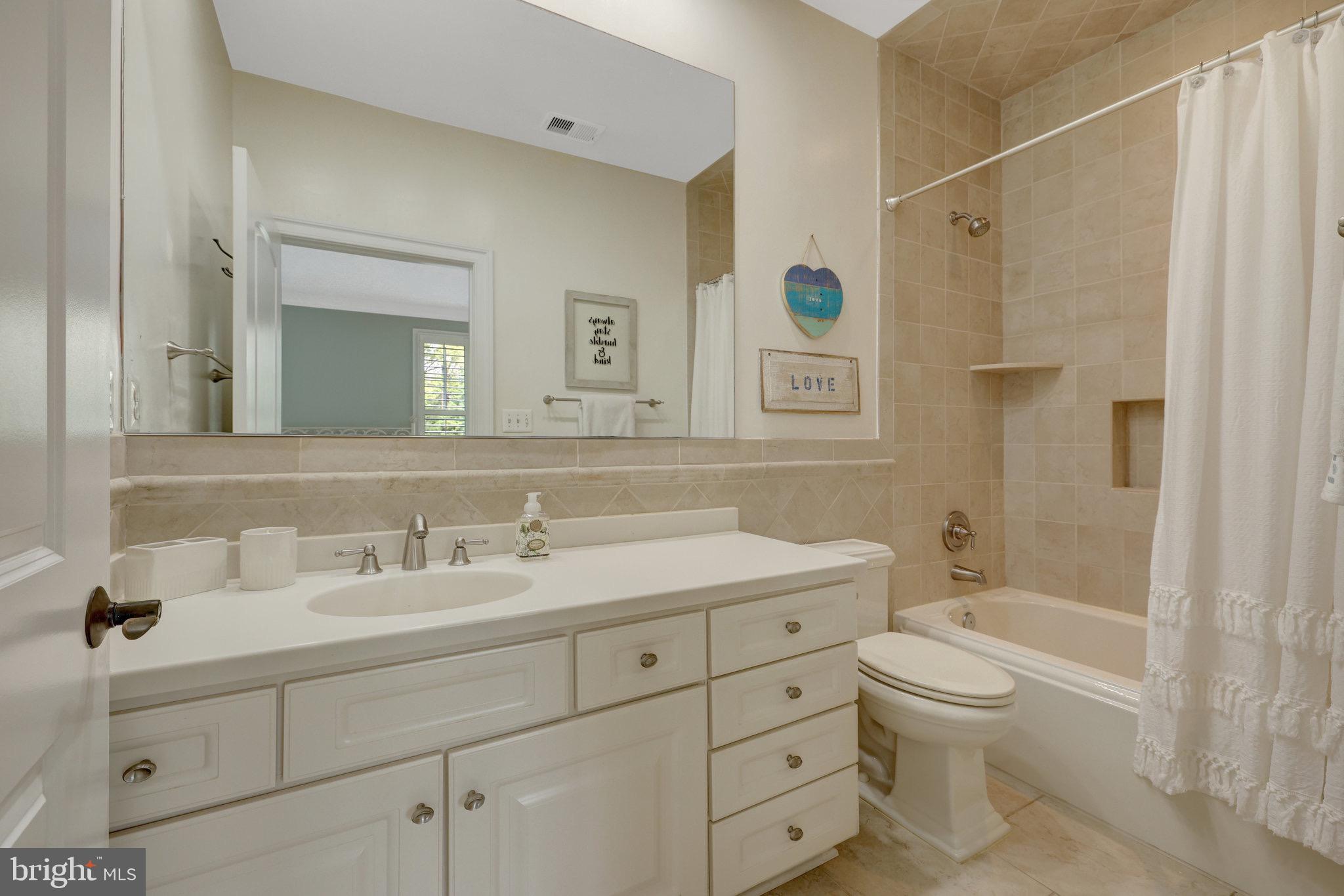 VALE VALLEY FARMS - Residential