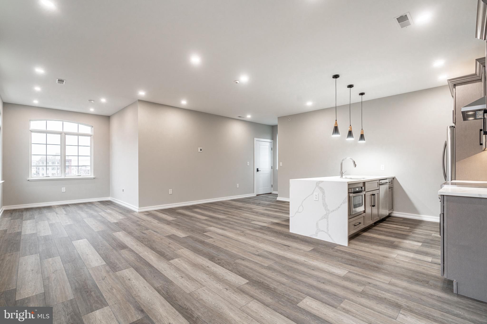 GRADUATE HOSPITAL - Residential Lease