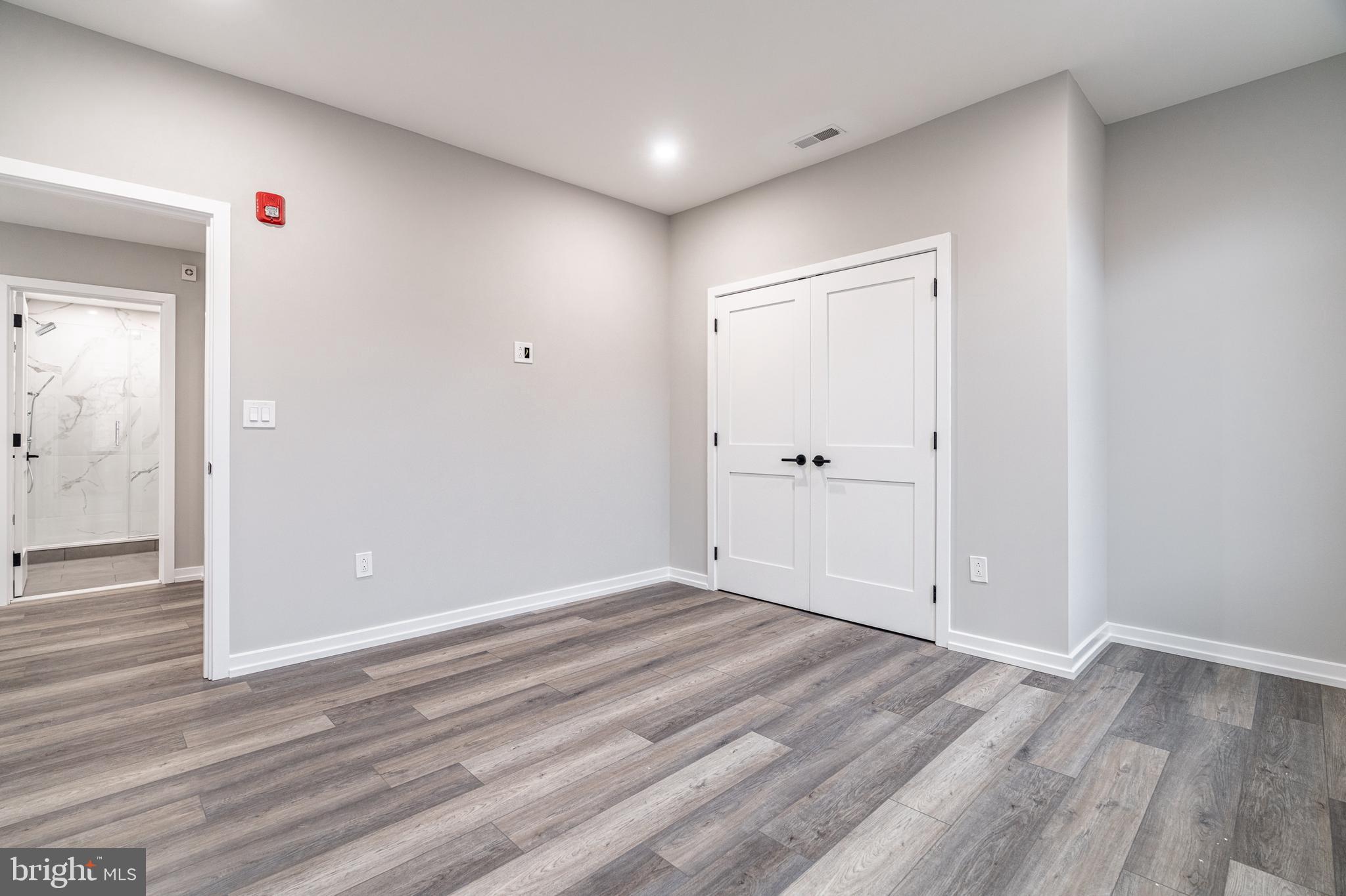 GRADUATE HOSPITAL - Residential Lease