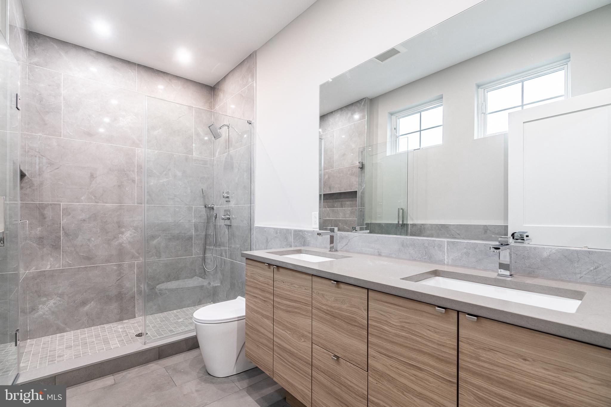 GRADUATE HOSPITAL - Residential Lease