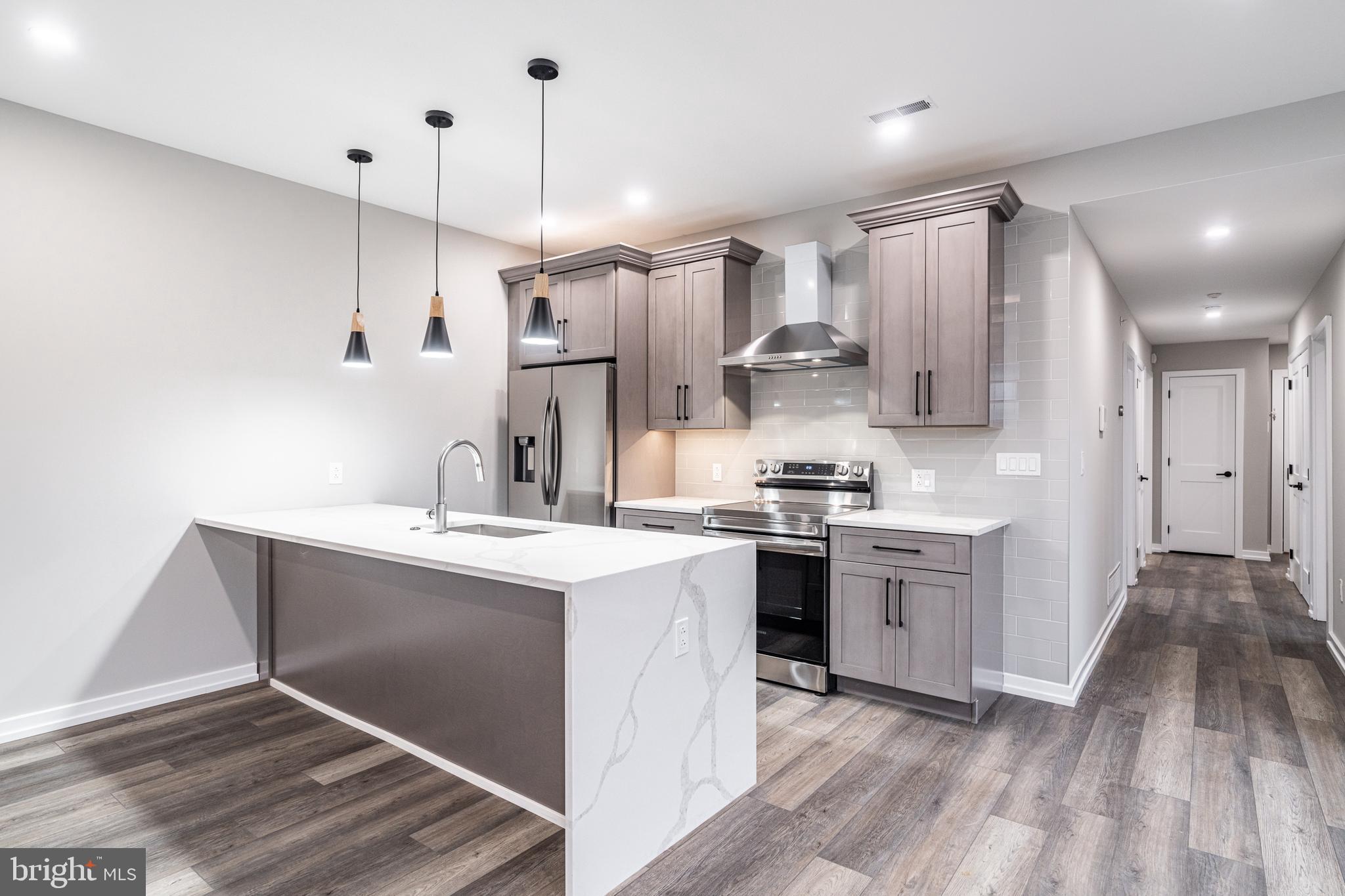 GRADUATE HOSPITAL - Residential Lease