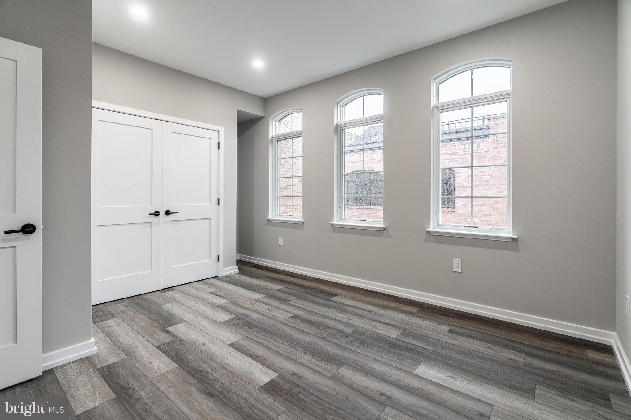 GRADUATE HOSPITAL - Residential Lease