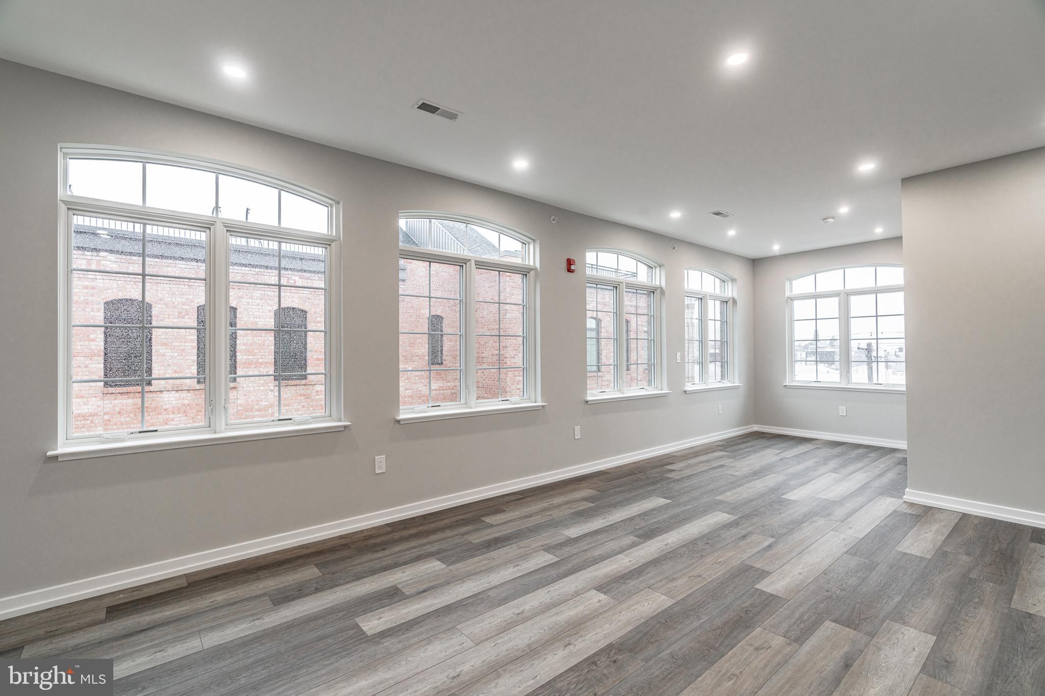 GRADUATE HOSPITAL - Residential Lease