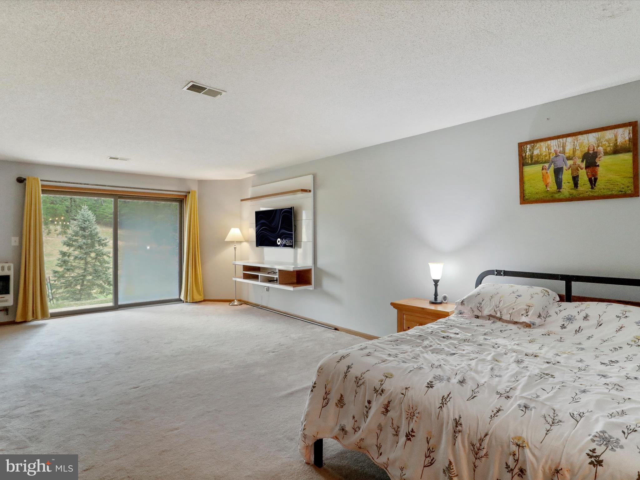 THE WOODS - Residential