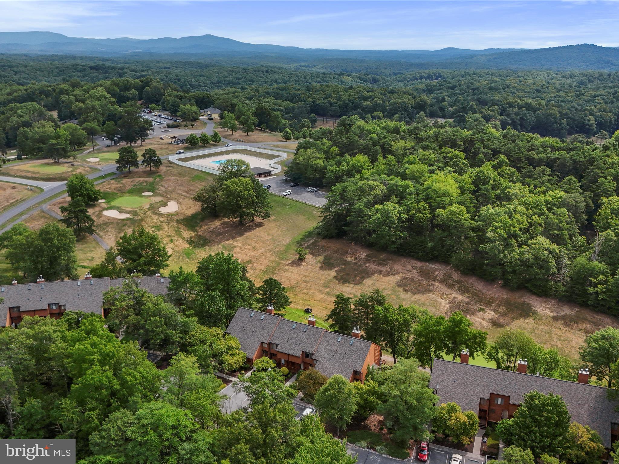 THE WOODS - Residential