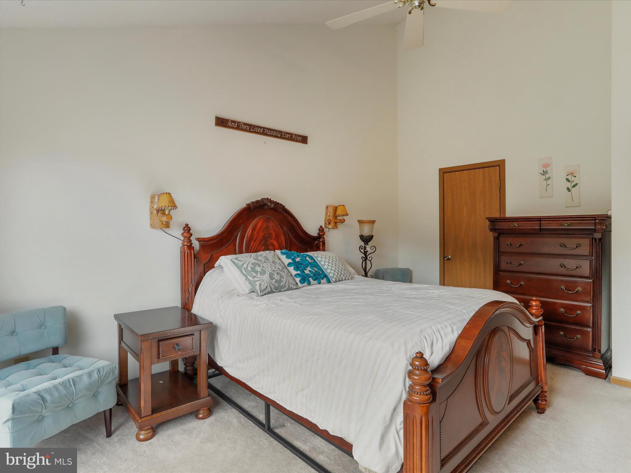 THE WOODS - Residential