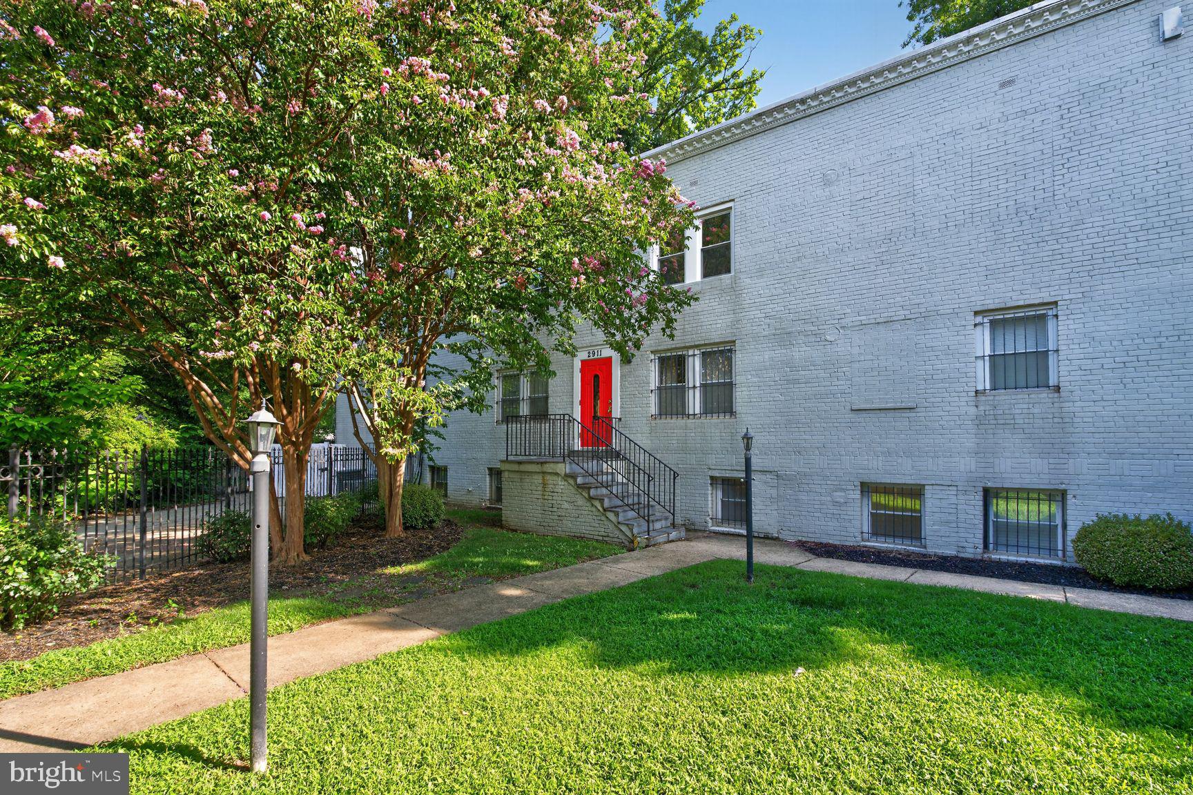 2911 8TH STREET SE 1101