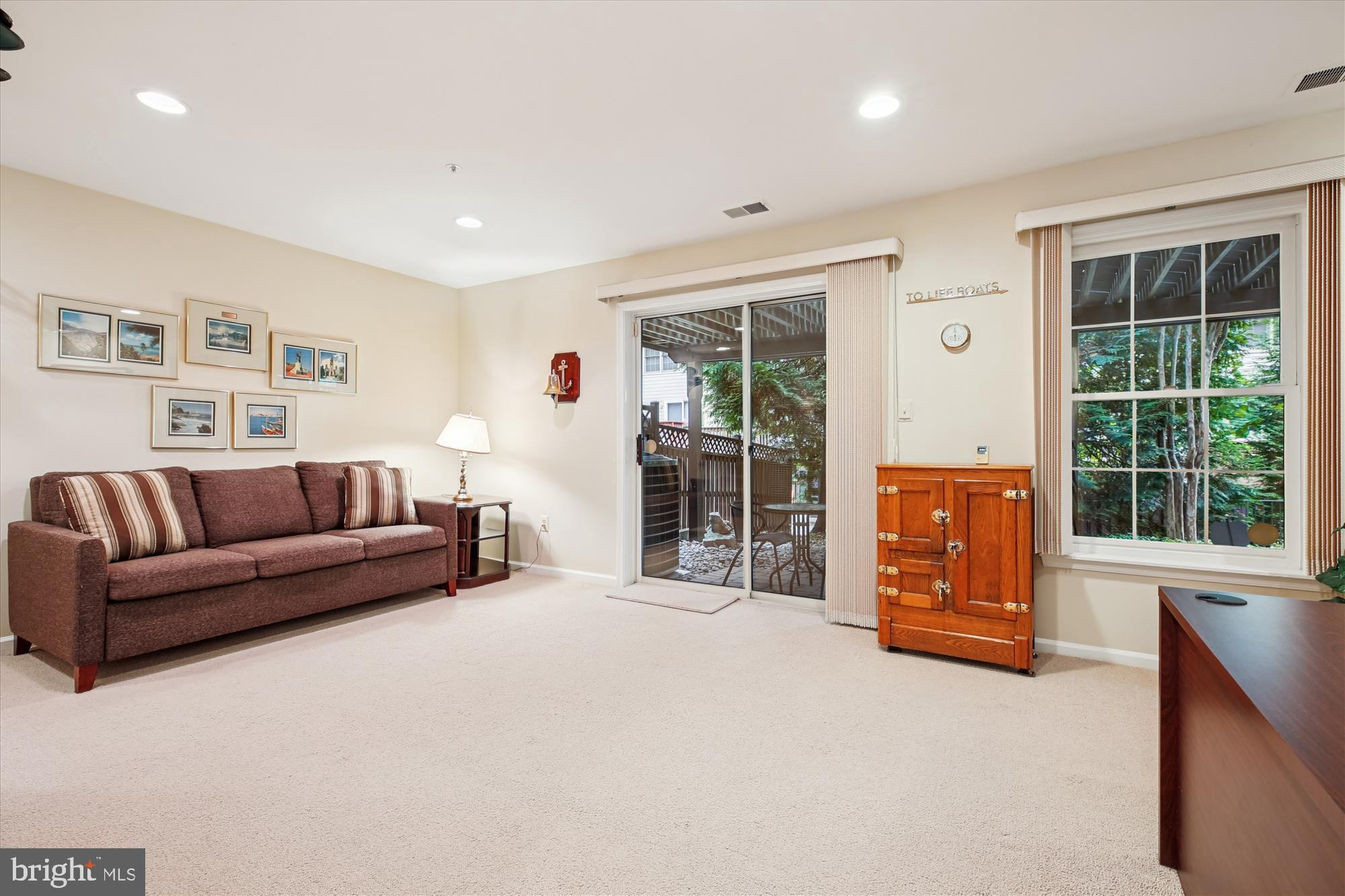 FALLSTONE - Residential