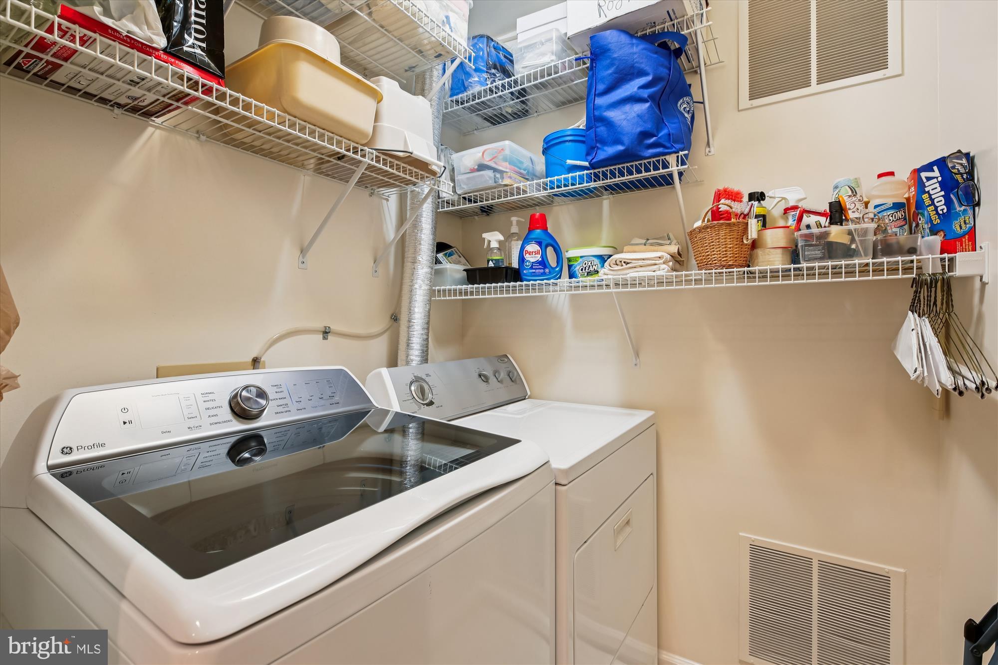 FALLSTONE - Residential