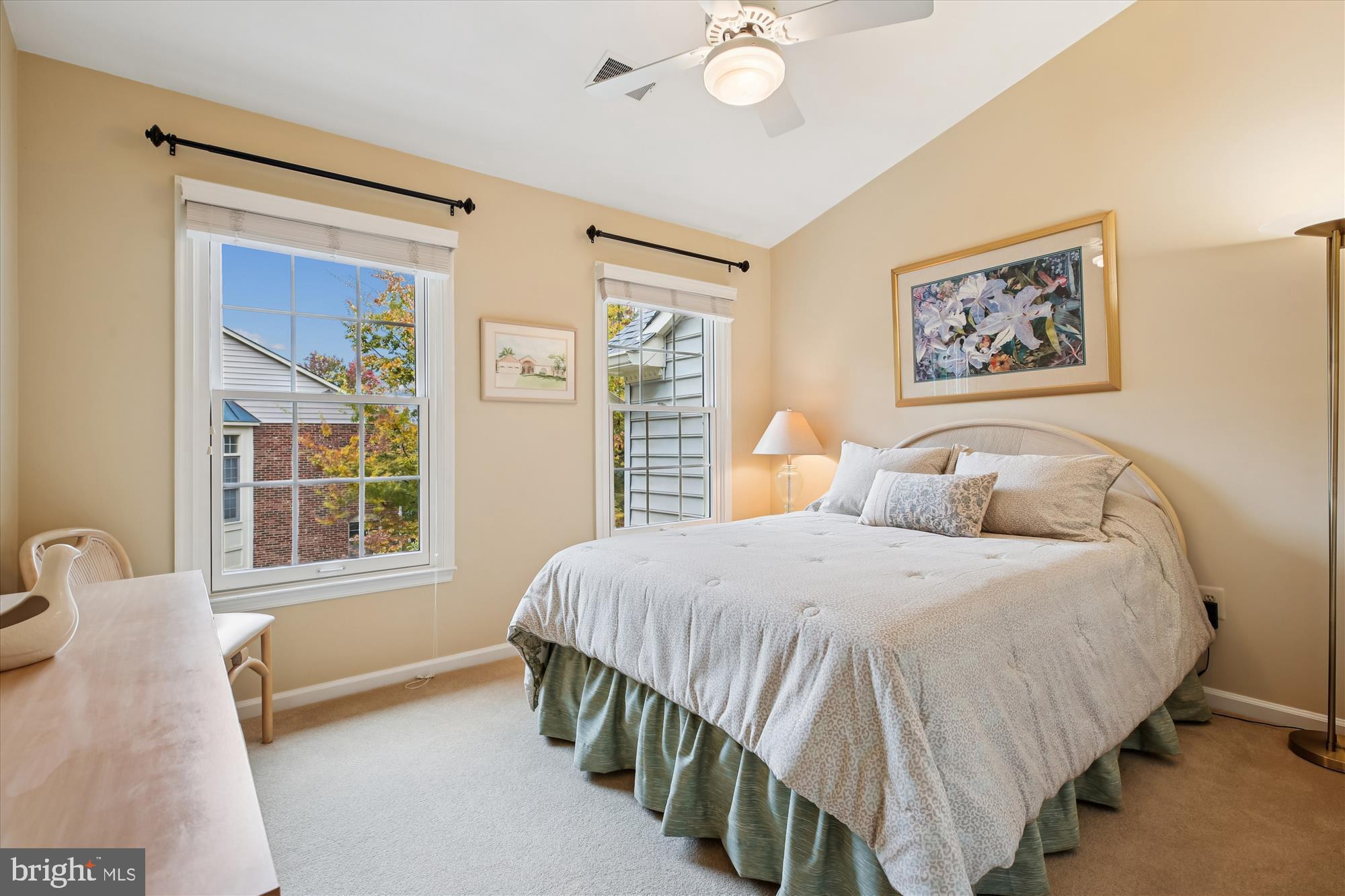 FALLSTONE - Residential