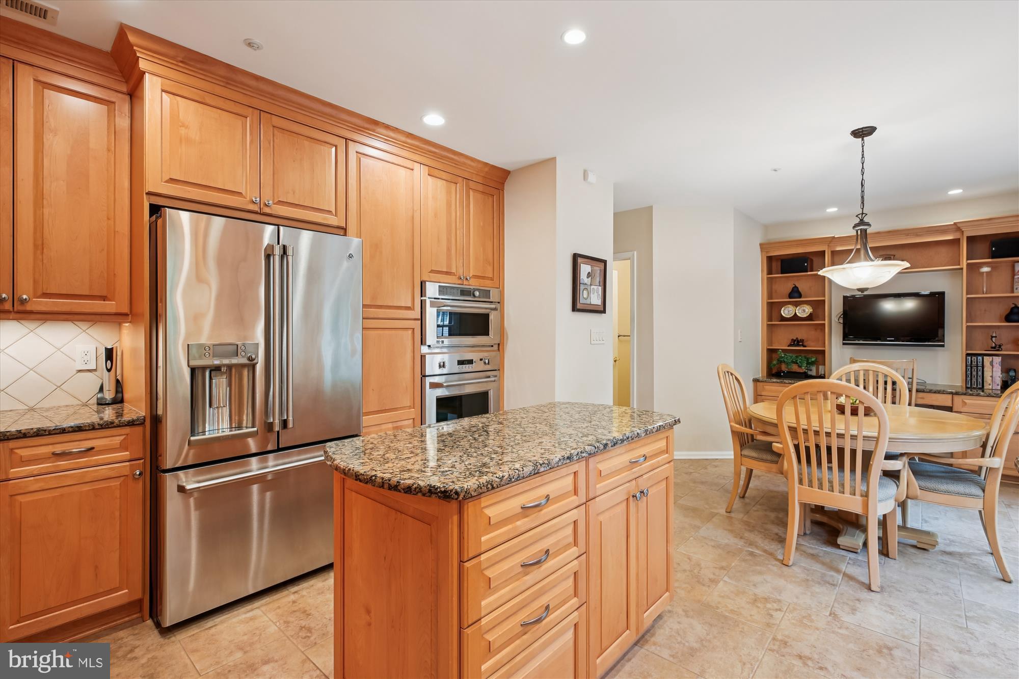 FALLSTONE - Residential