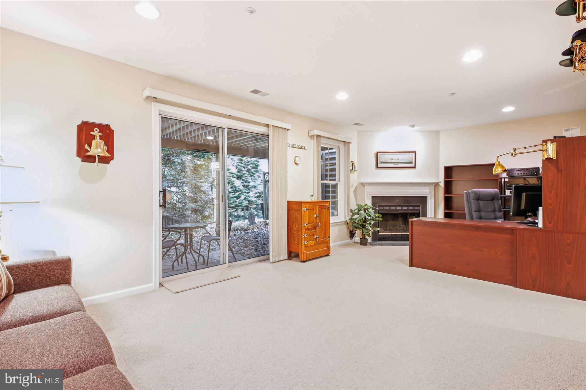 FALLSTONE - Residential