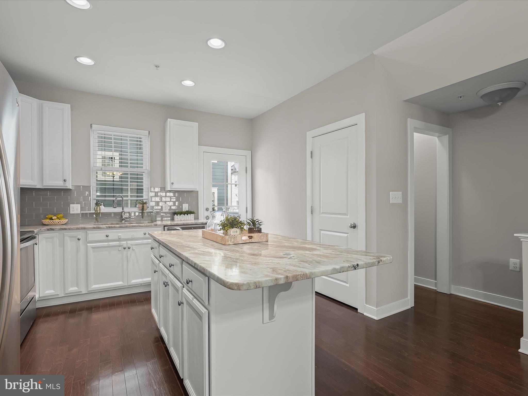 TOWSON - Residential