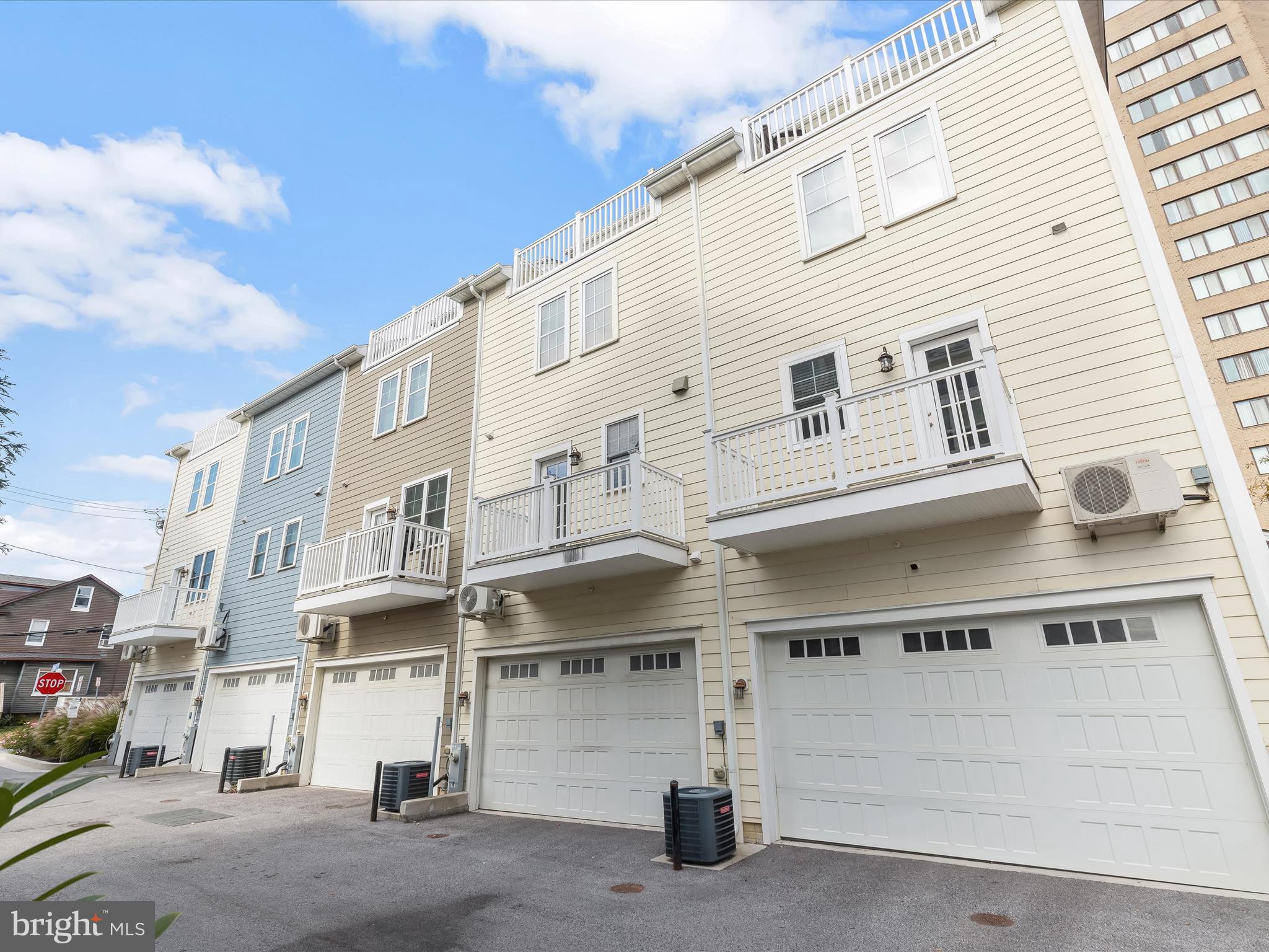 TOWSON - Residential