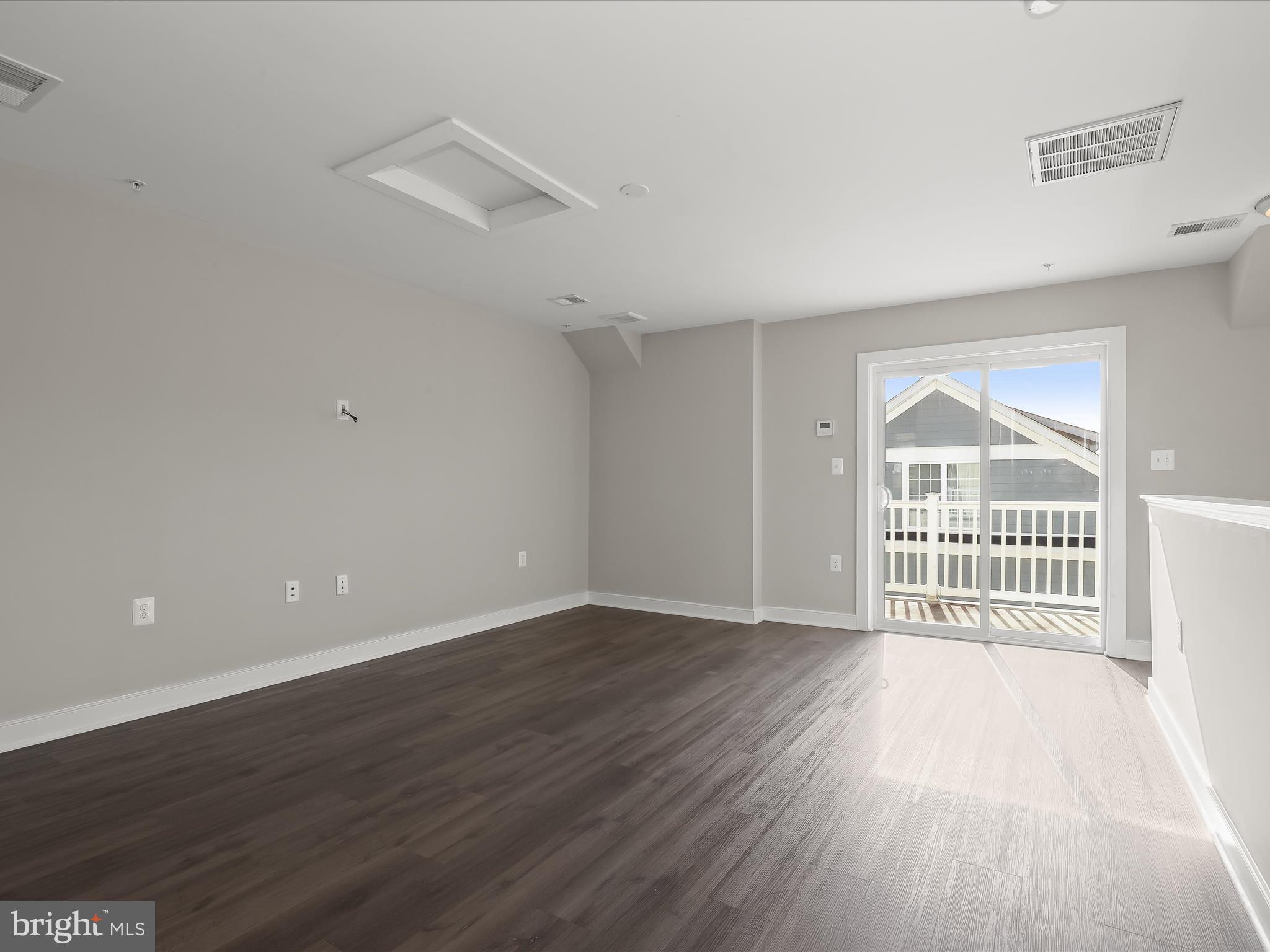 TOWSON - Residential