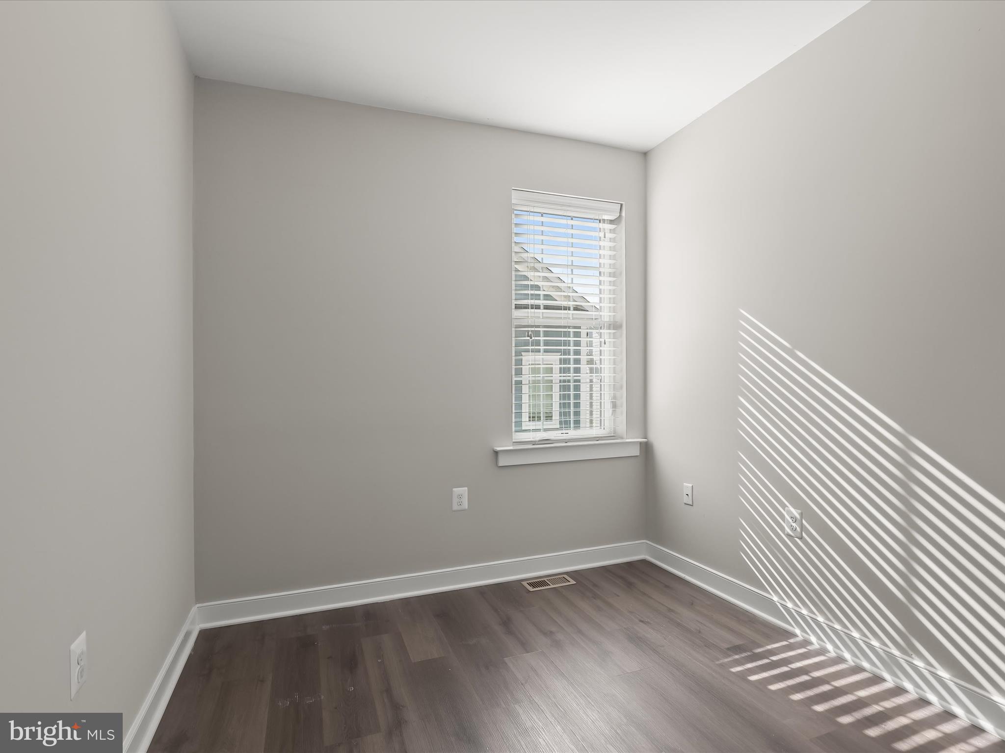 TOWSON - Residential