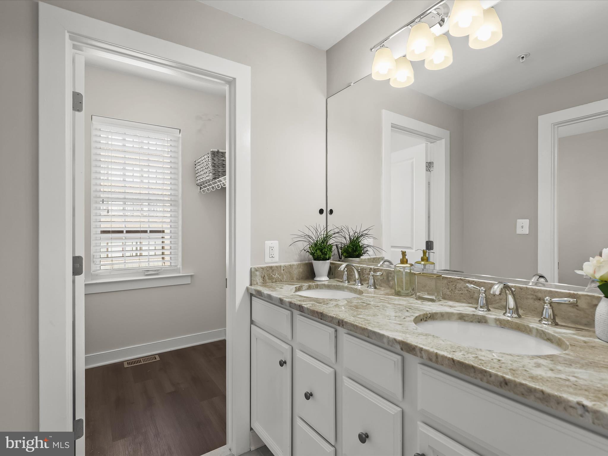 TOWSON - Residential