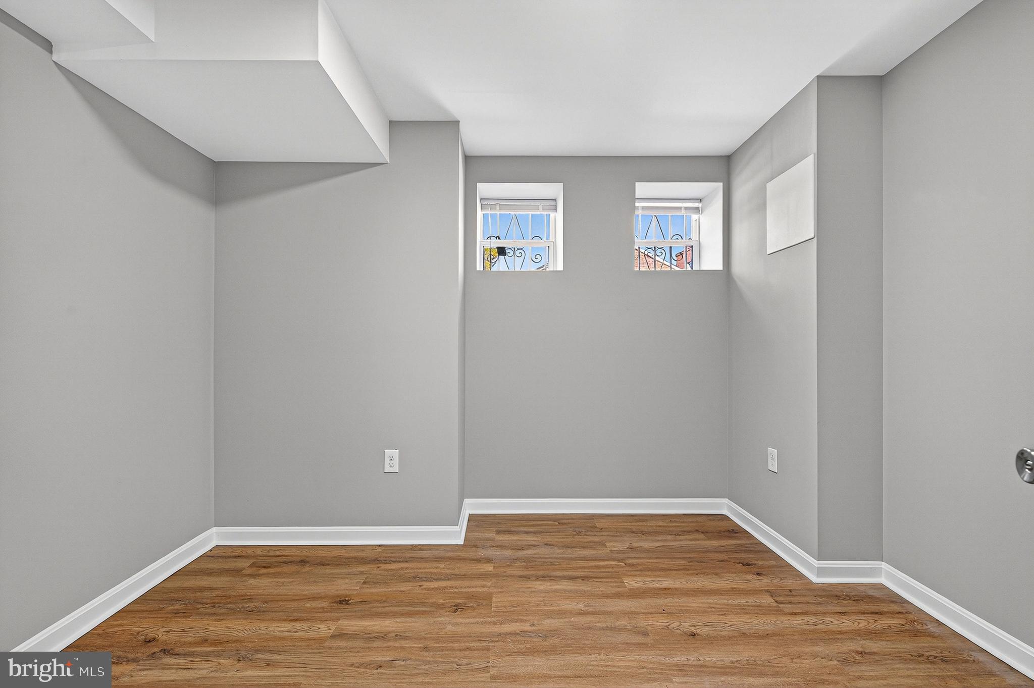 MONDAWMIN - Residential