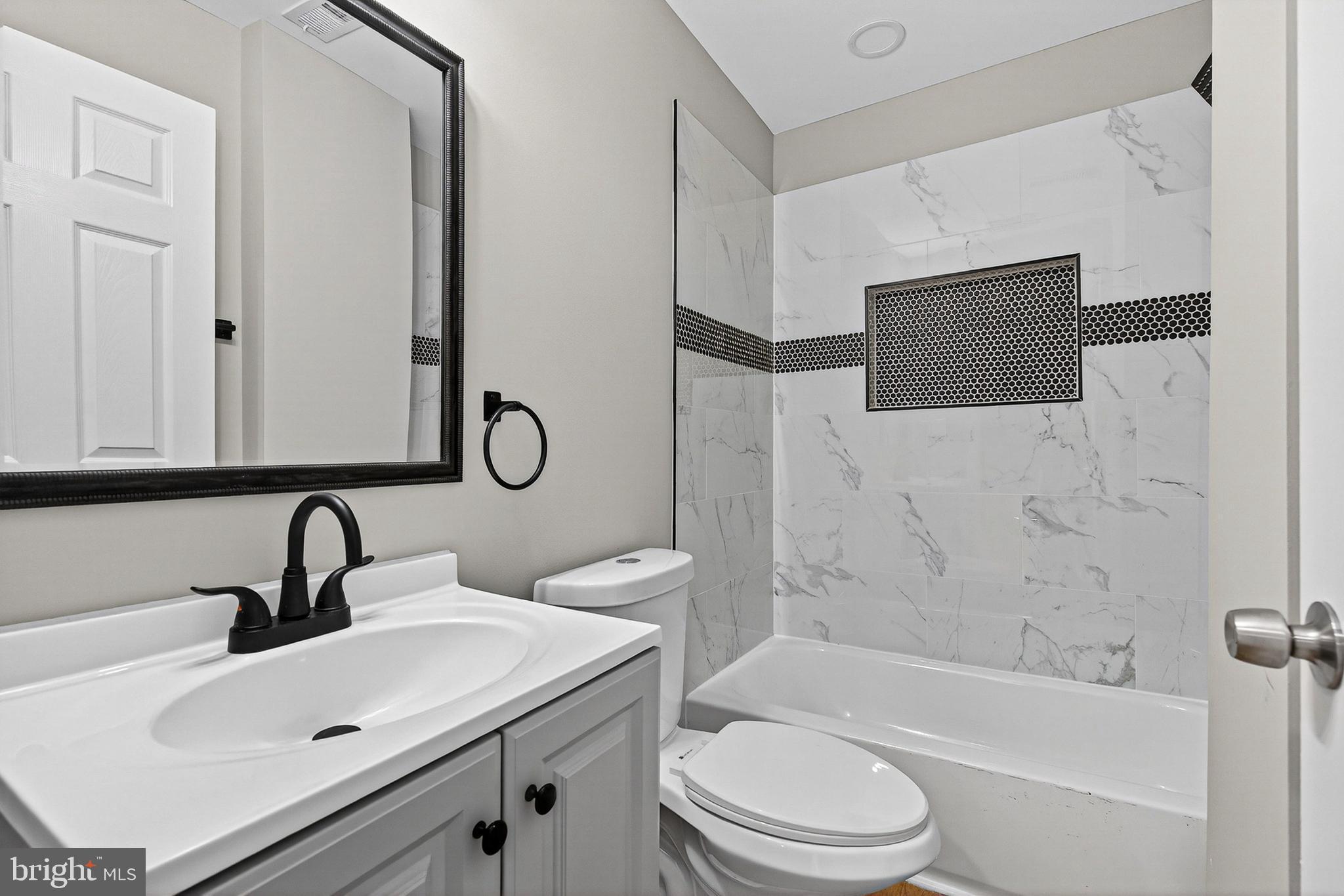 MONDAWMIN - Residential