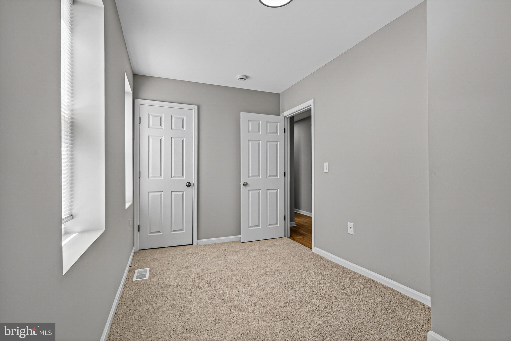 MONDAWMIN - Residential