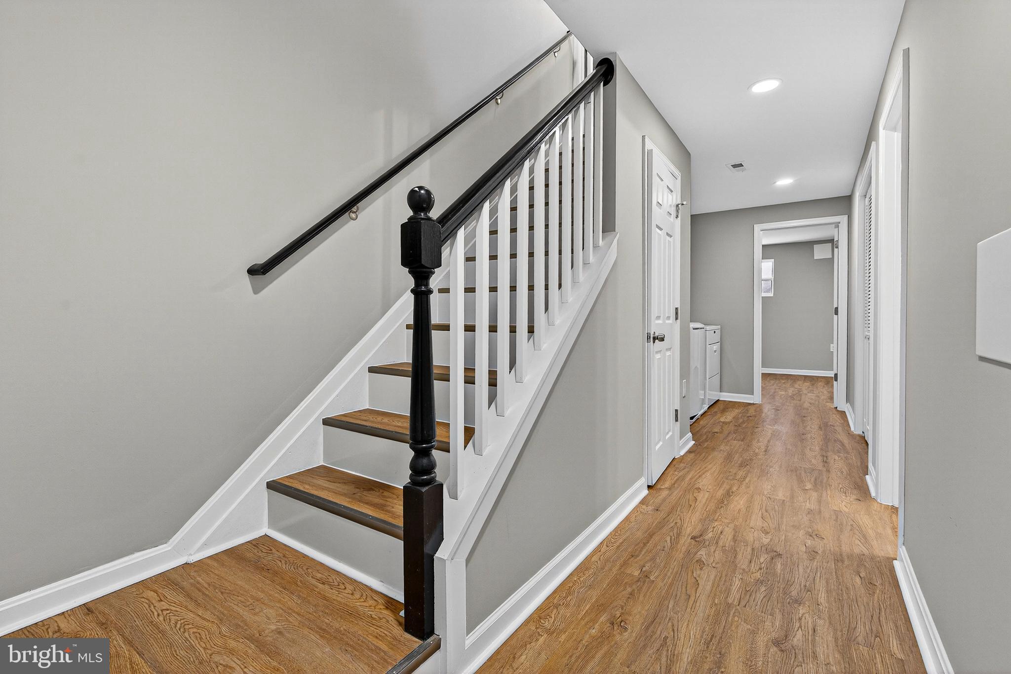 MONDAWMIN - Residential