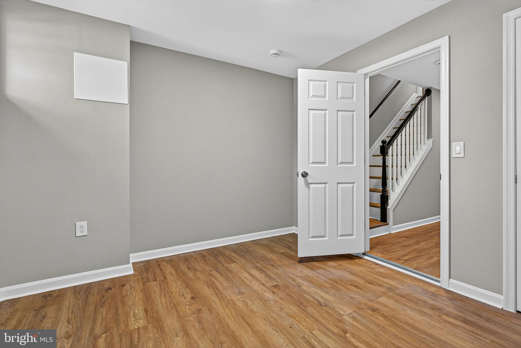 MONDAWMIN - Residential