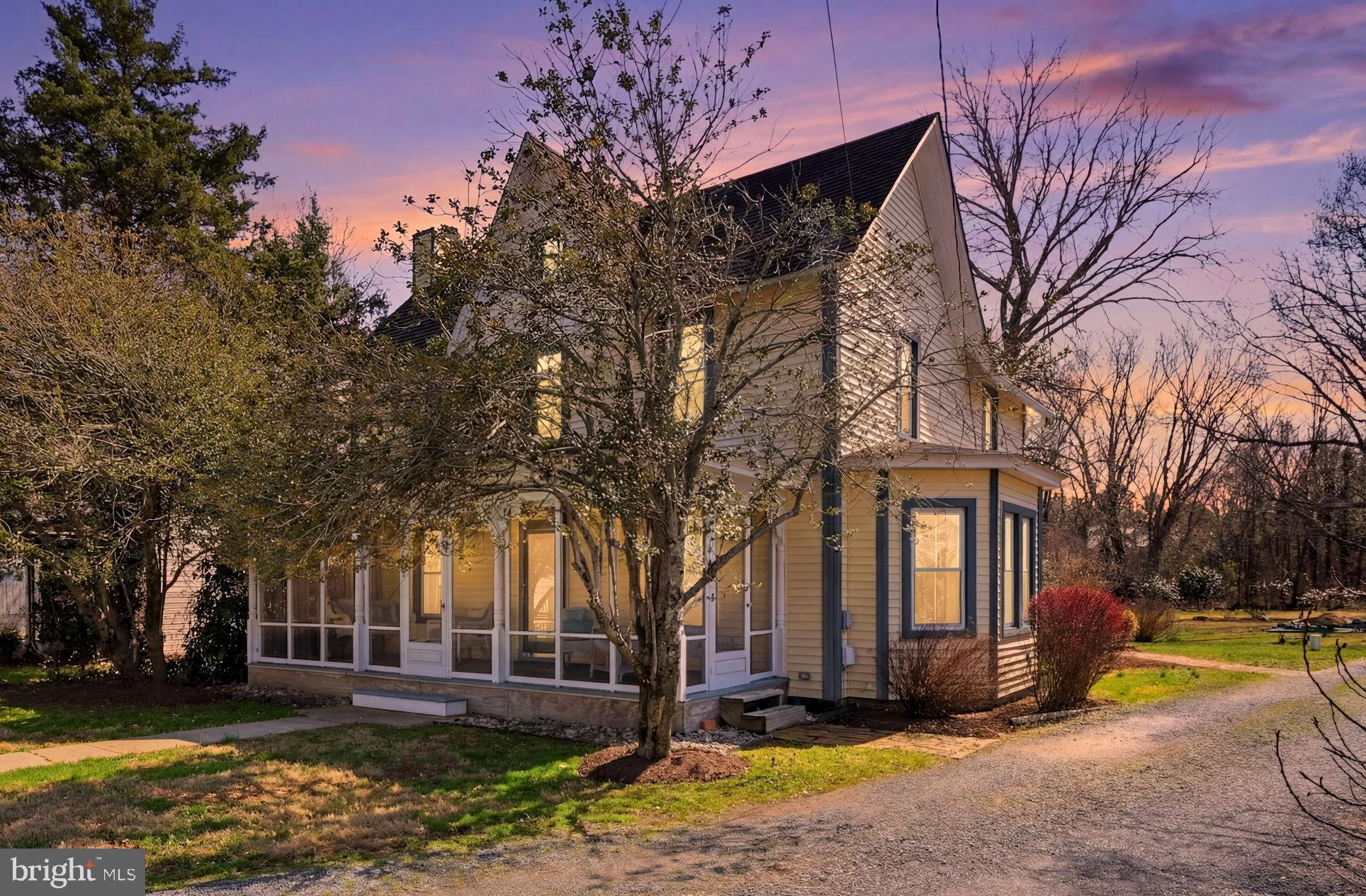 25913 ROYAL OAK ROAD