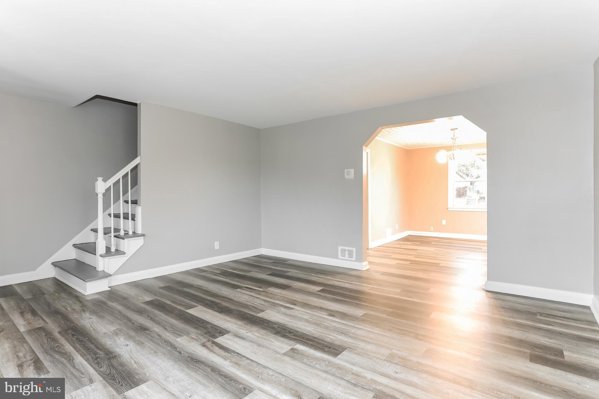 CHINQUAPIN PARK - Residential