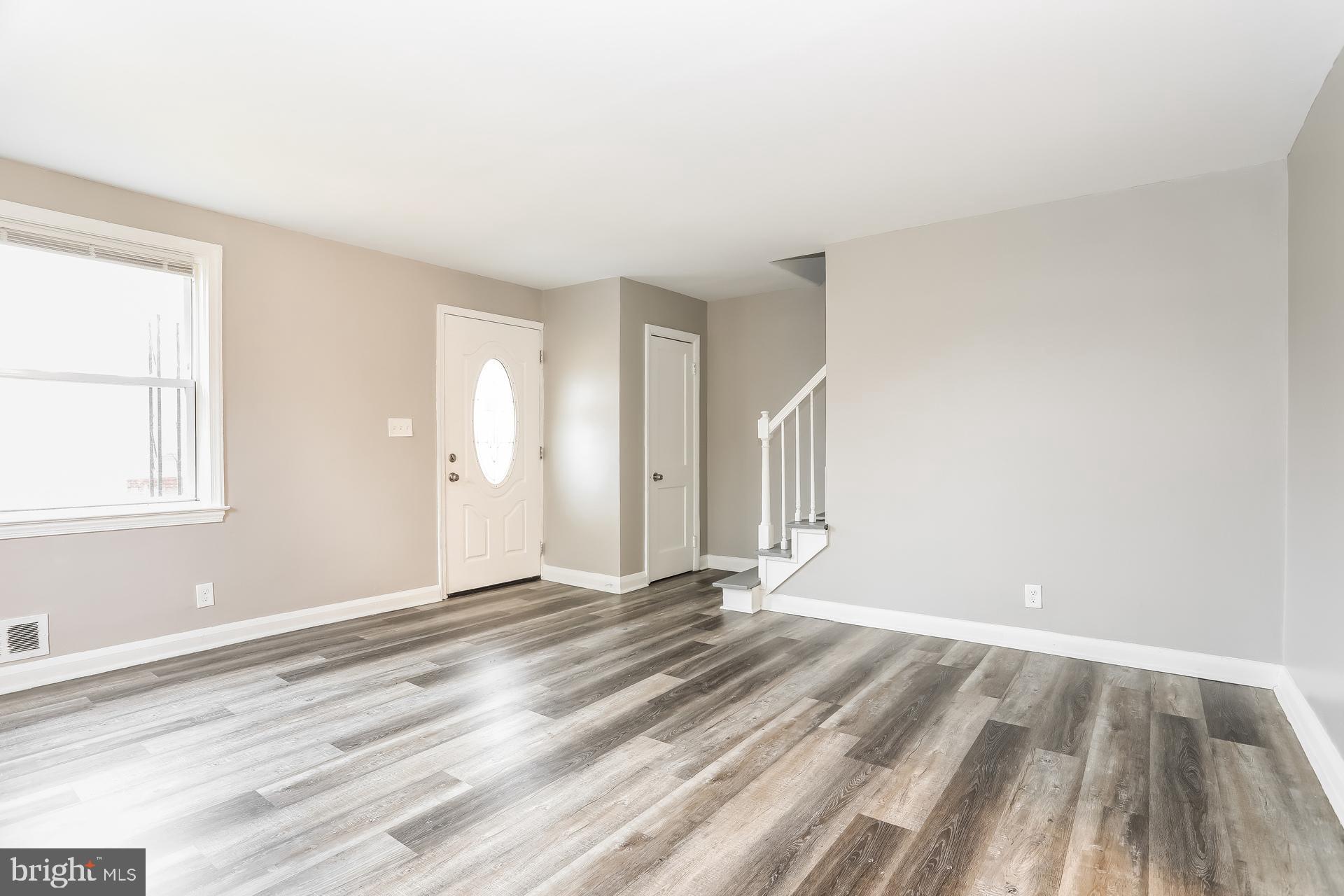 CHINQUAPIN PARK - Residential