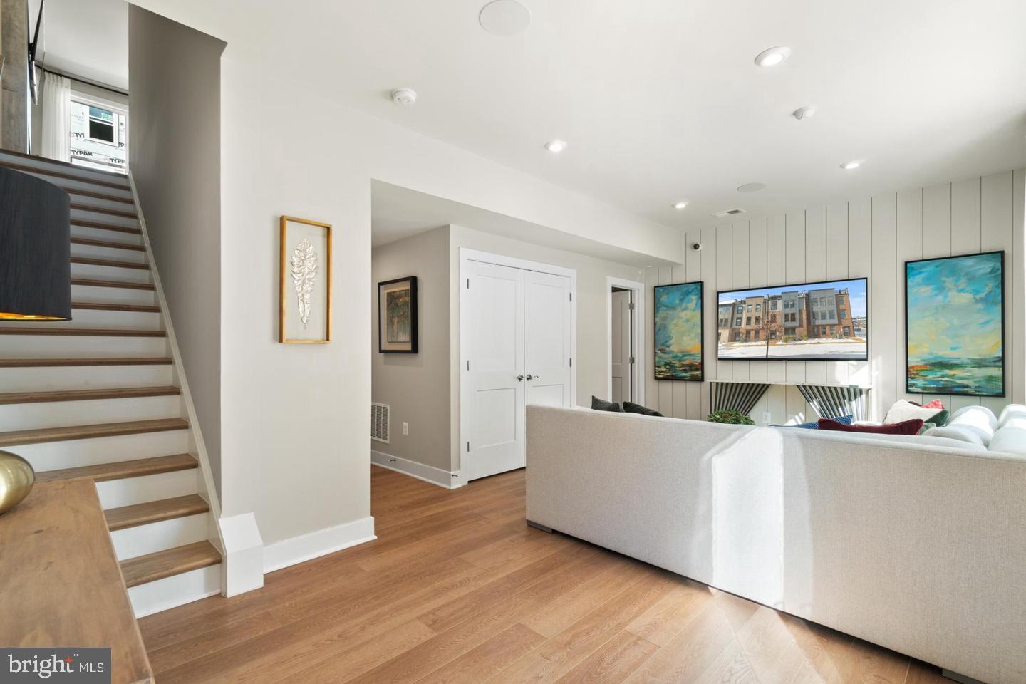 LIBERTY PARK - Residential Lease