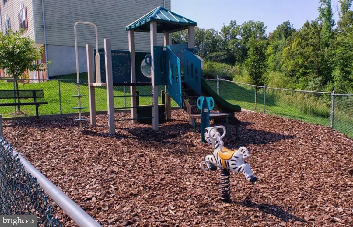 BELLS RUN - Residential Lease