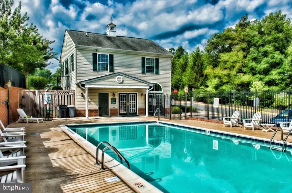 BELLS RUN - Residential Lease