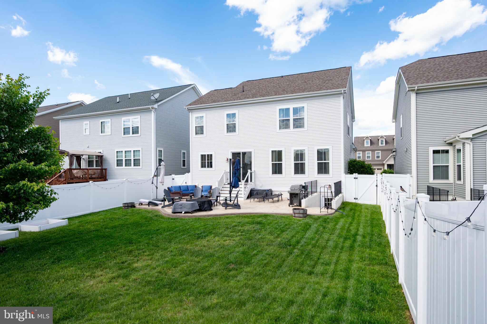 EMBREY MILL - Residential