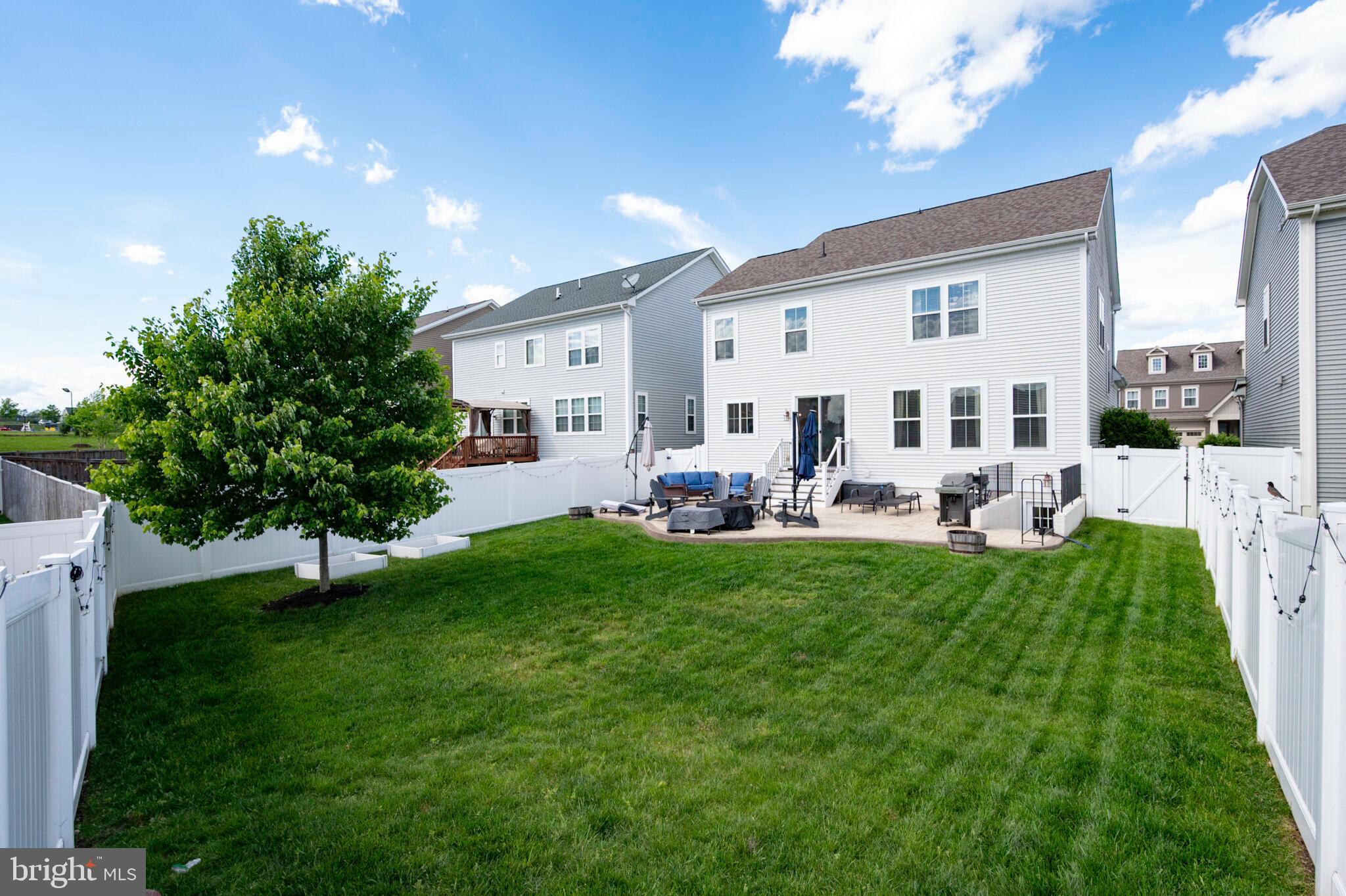 EMBREY MILL - Residential