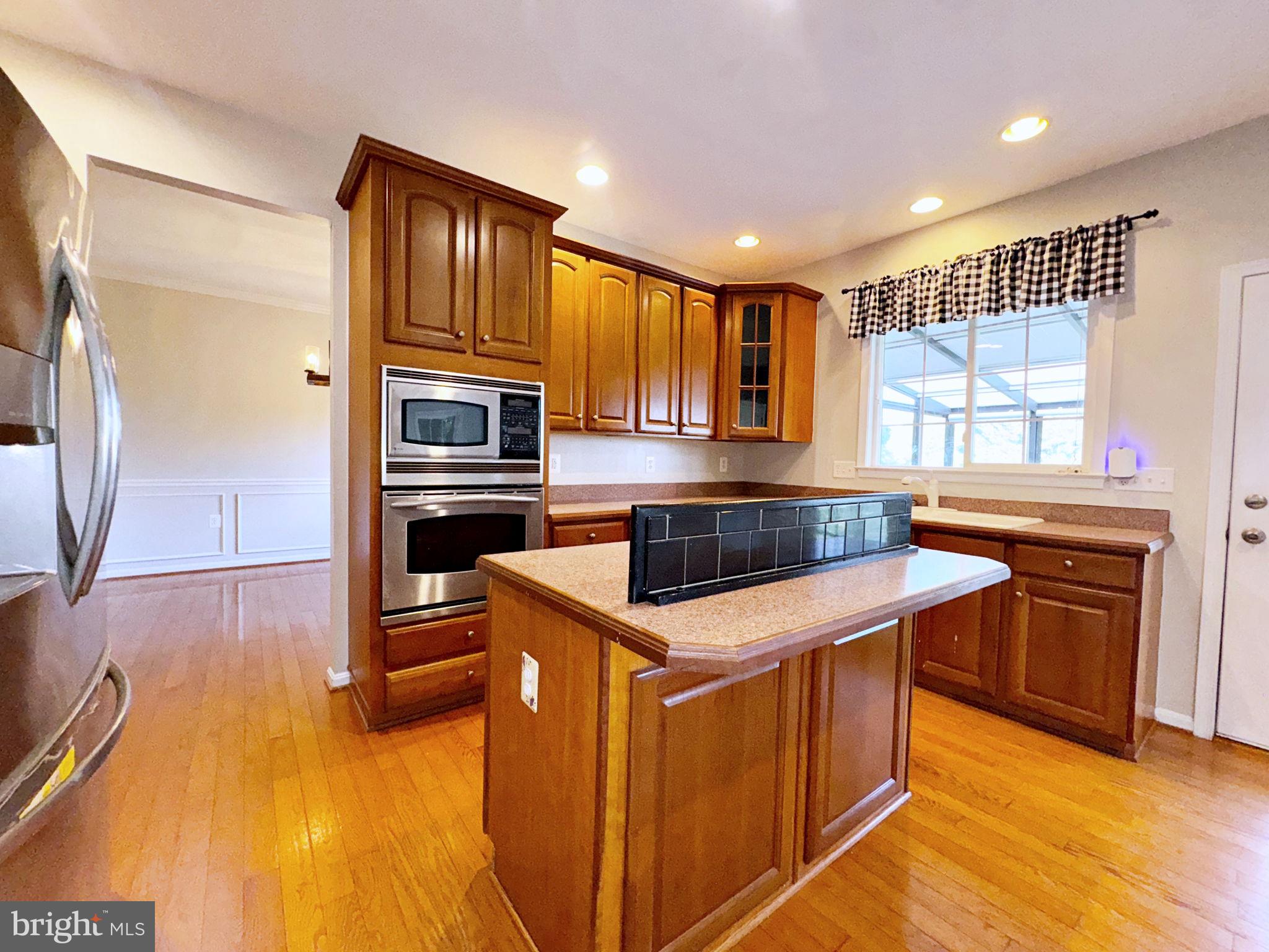 LOCUST HILL - Residential