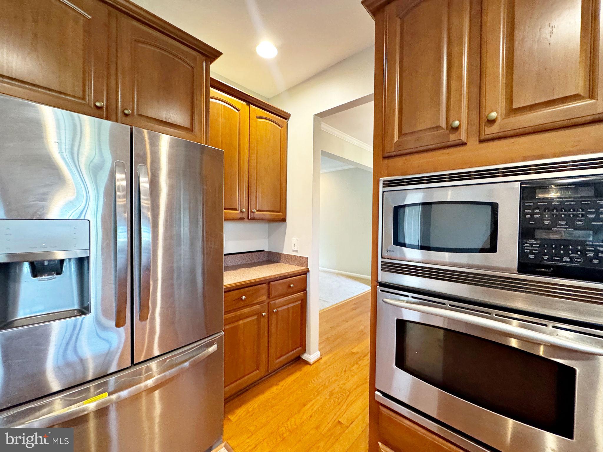 LOCUST HILL - Residential